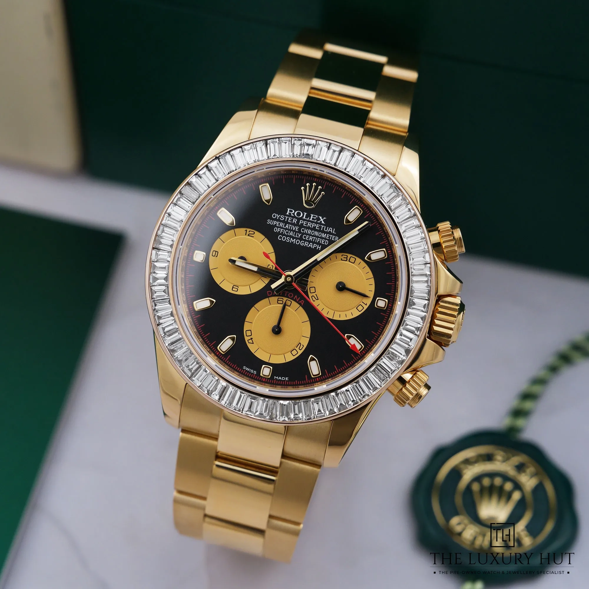 2026/07/9a4cf890-c258-4a9f-a518-7b2484149669Rolex_Cosmograph_Daytona_Yellow_Gold_40mm_Black_53099-bb1.jpg.webp