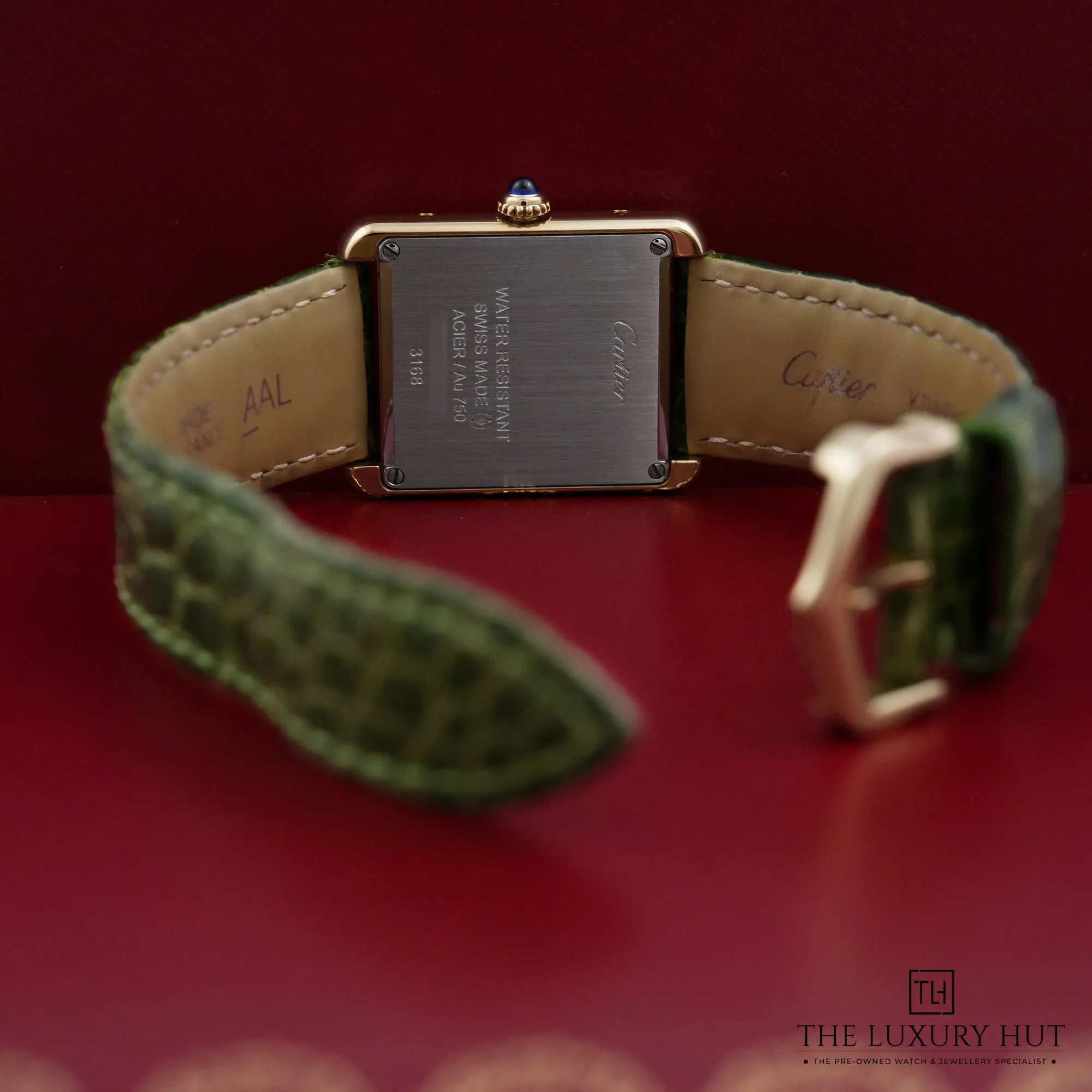 2026/07/9c8899bf-ee0f-4c05-a39c-74e51e160e98Cartier_Tank_Solo_Yellow_Gold_Cream_53164-d.jpg.webp