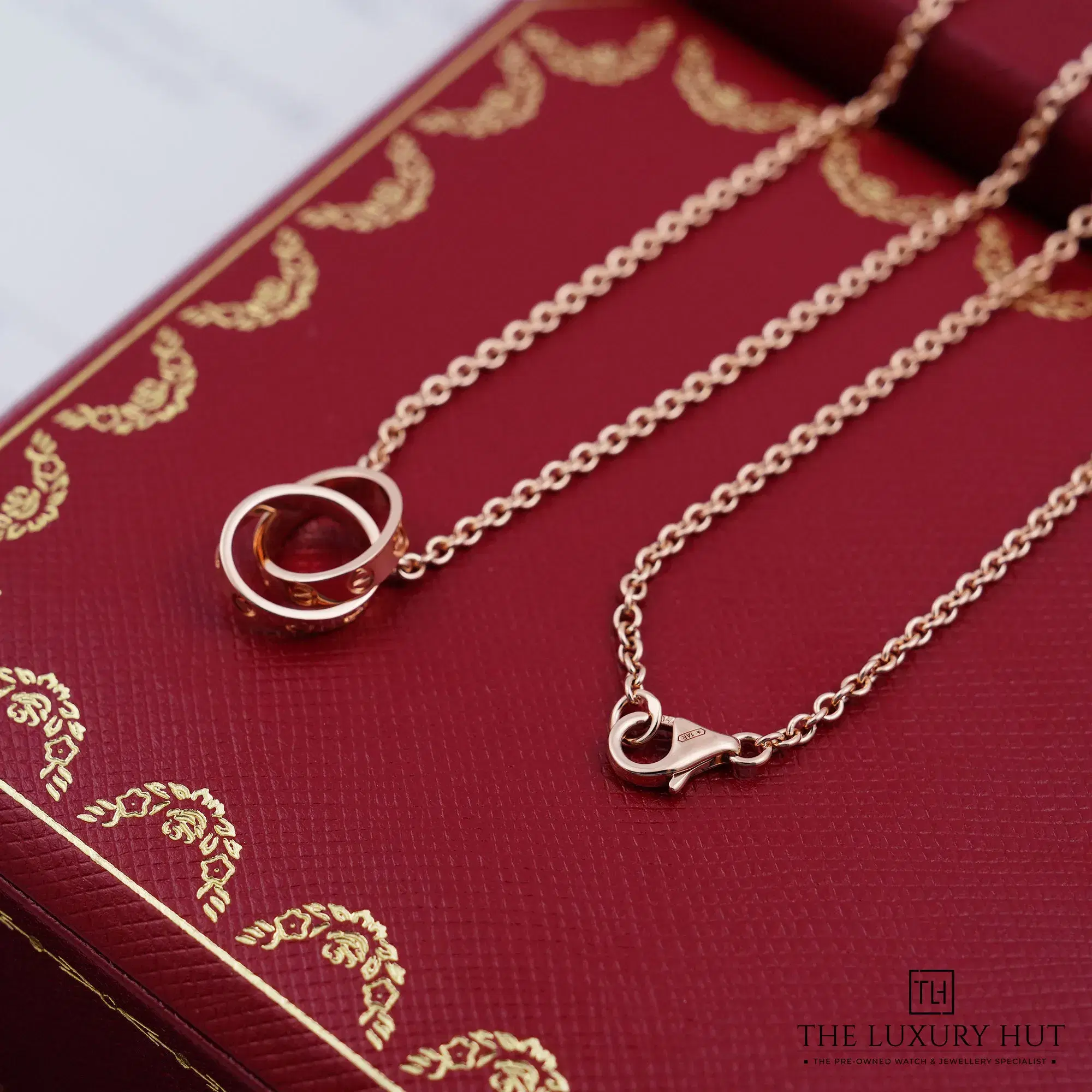 2026/07/a3723f9a-67a7-42b9-8f0d-92649a09944bCartier_Rose_Gold_LOVE_Pendant_New_52996-dd.jpg.webp