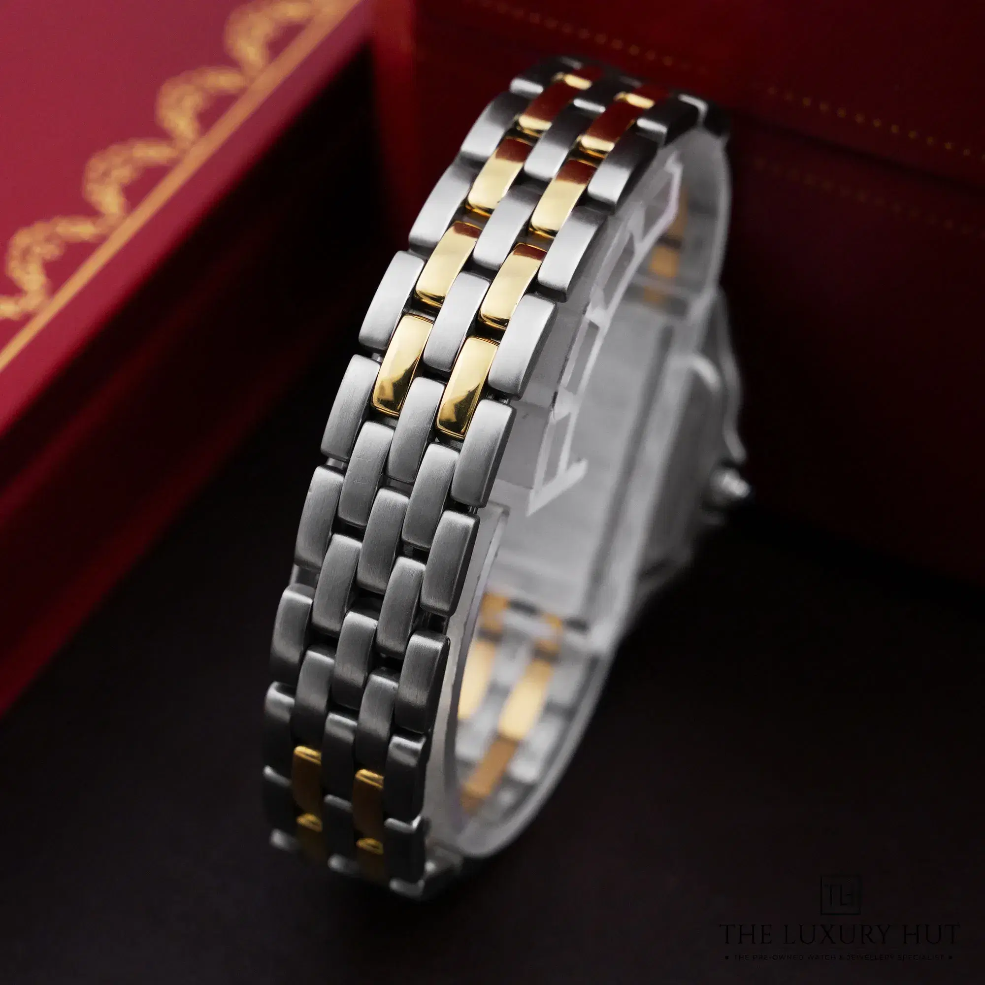 2026/07/a39e4f9d-f7dd-4093-a962-9d5e2c783f6cCartier_Panthère_Steel_Gold_Two_Row_White_53113-c.jpg.webp