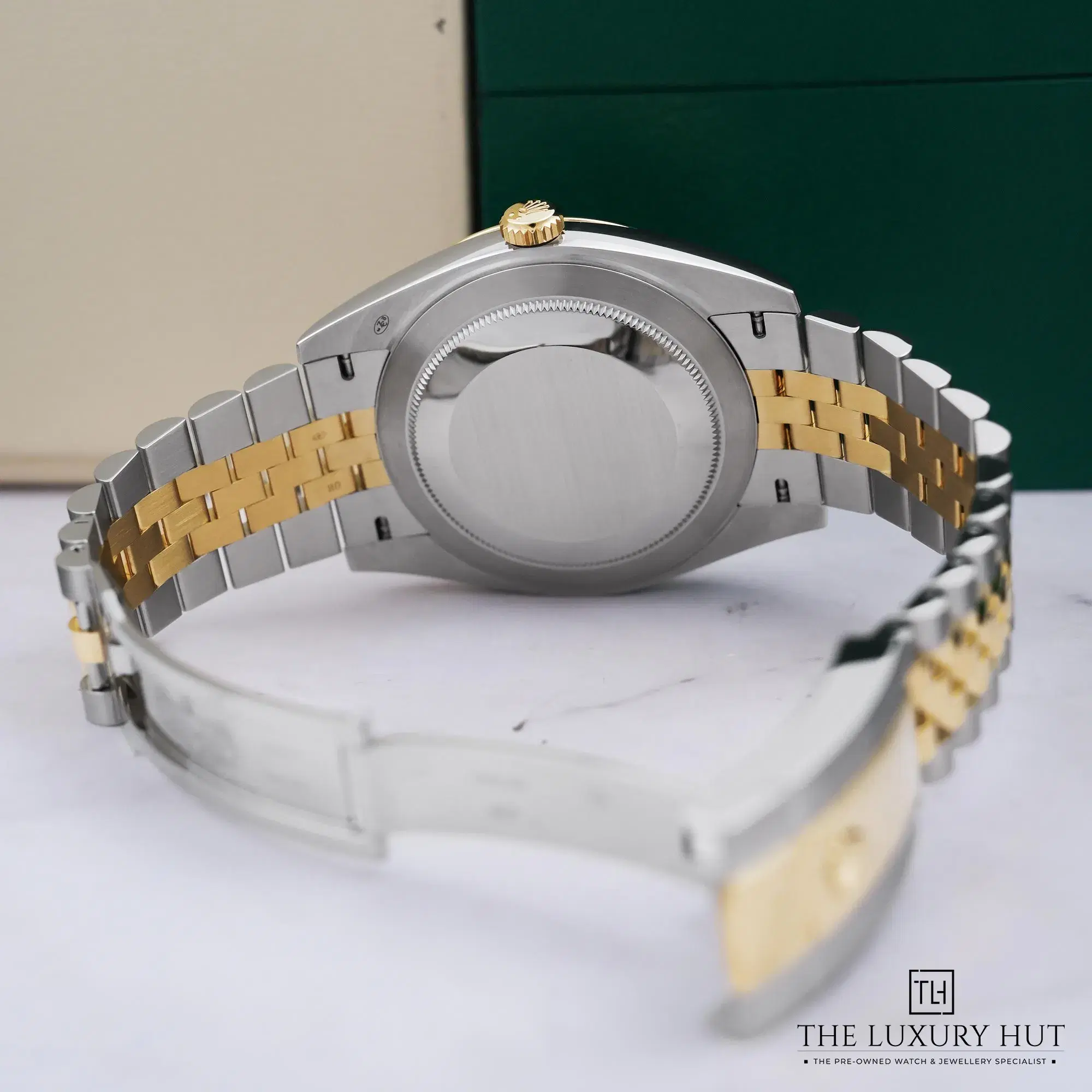 2026/07/a7084140-9939-4f52-bb1d-7ddf86fd178eRolex_Datejust_41_Steel_Gold_Black_Baton_53087-c.jpg.webp