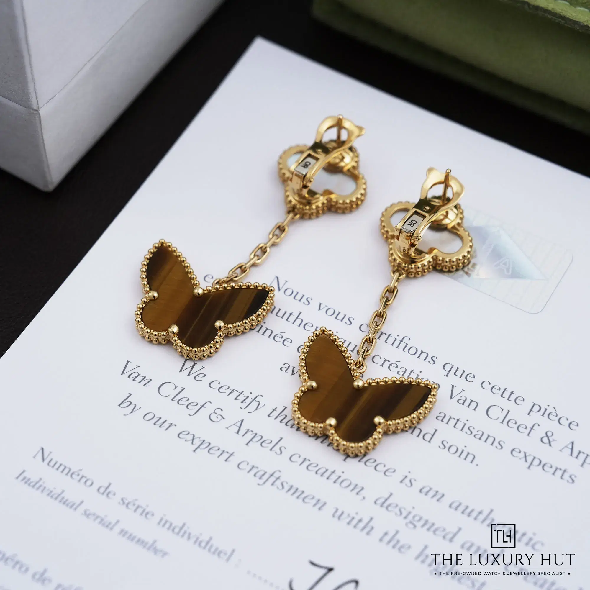 2026/07/a7c9bf5f-815d-48eb-9b05-2fb269f48bcfVan_Cleef_Arpels_Lucky_Alhambra_Earrings_53255-c.jpg.webp