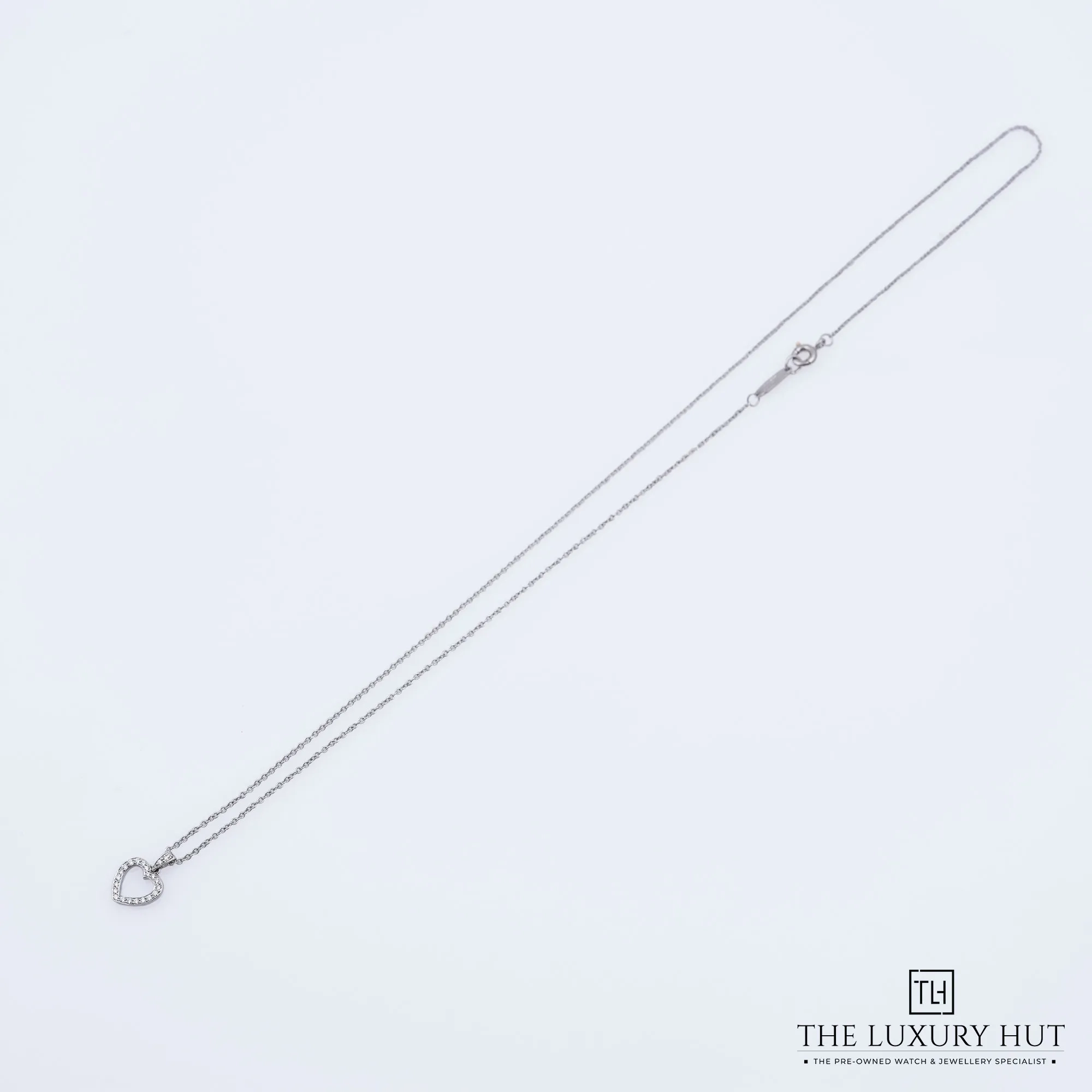 2026/07/aafaaee3-383d-4d1c-ac7a-1ac68a3d997fTiffany_Platinum_Diamond_Heart_Pendant_LB971-b.jpg.webp