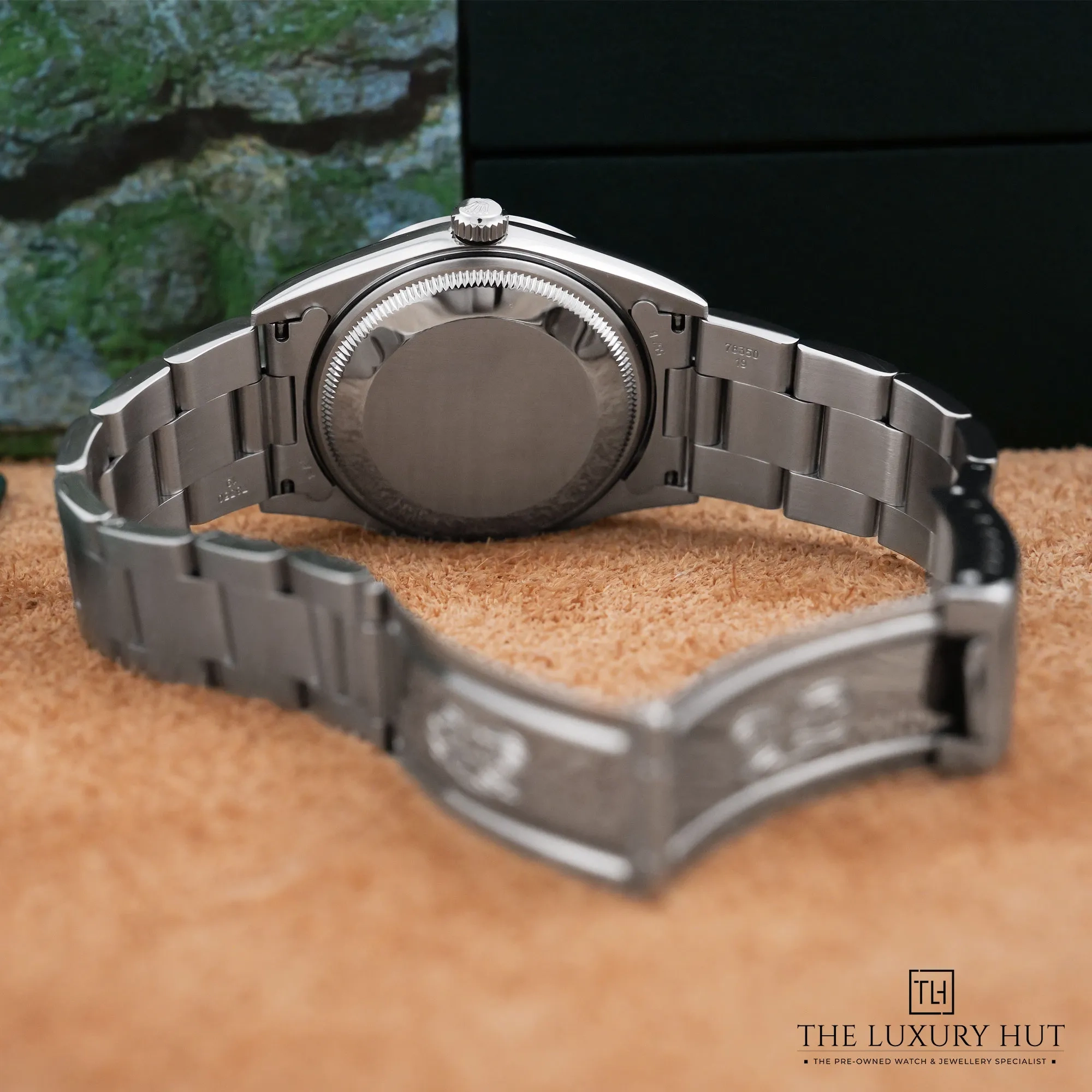 2026/07/af2eaa0b-a6ef-435c-a827-724aef6d771dRolex_Oyster_Perpetual_Date_Blue_Arabic_Baton_53082-d.jpg.webp