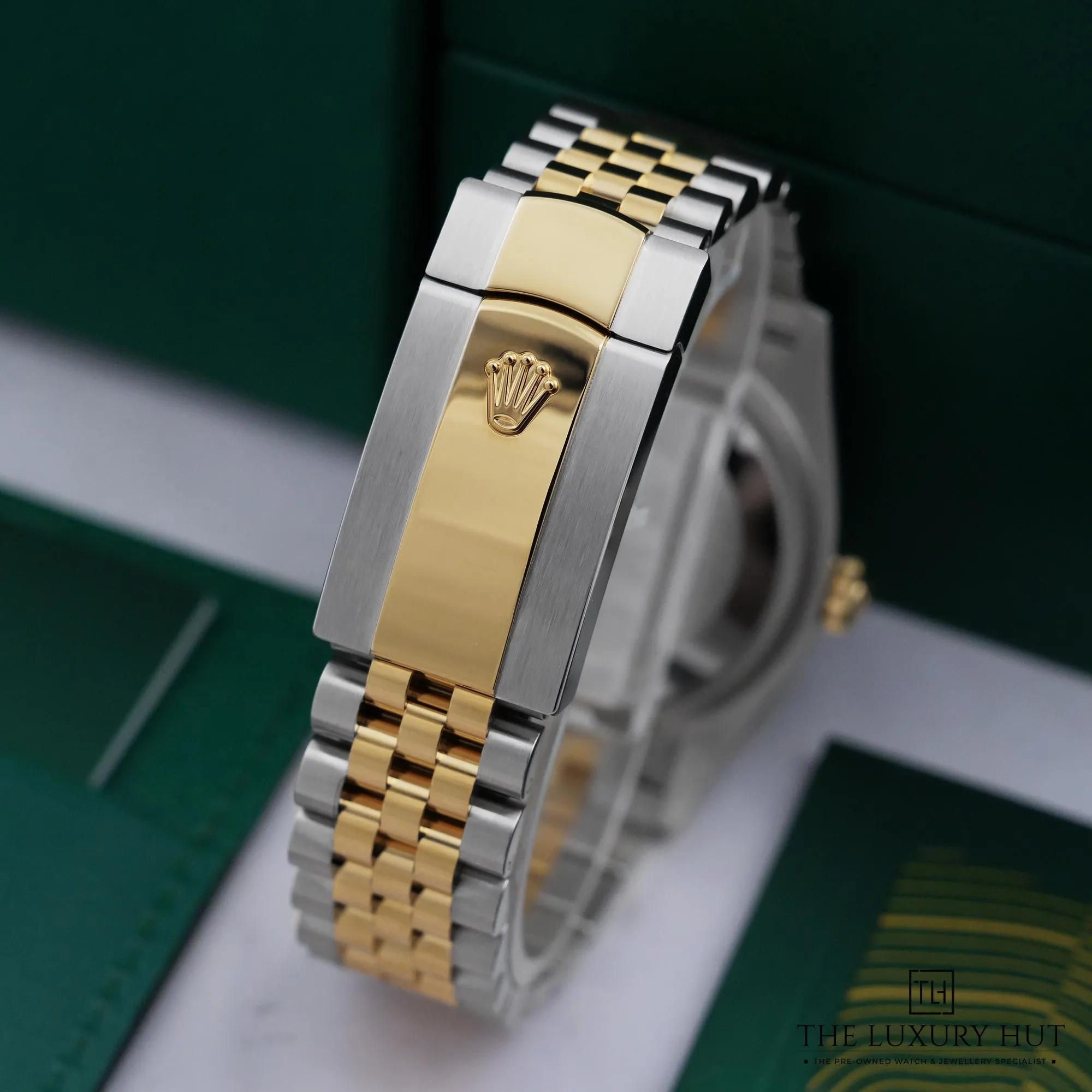 2026/07/b0b7f117-f9d2-4f45-82bd-cbee28d751b5Rolex_Datejust_36_Steel_Yellow_Gold_Olive_Green_53152-e.jpg.webp