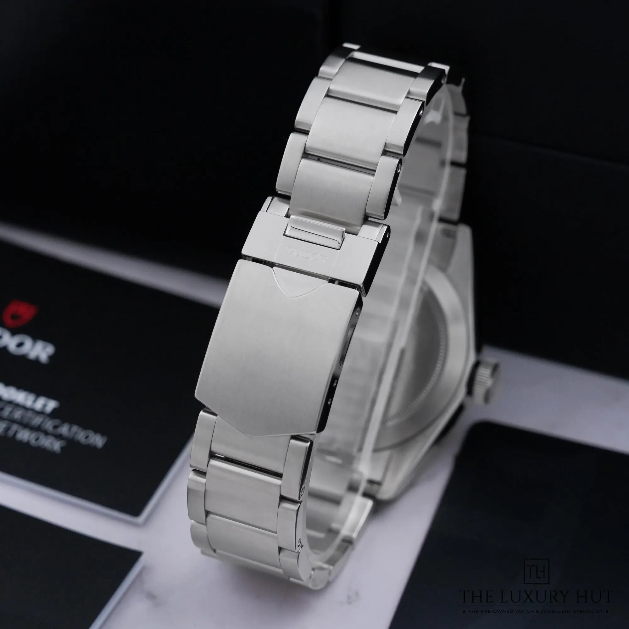 2026/07/ba747319-733b-46ea-8e87-06dad8d1c60bTudor_Heritage_Black_Bay_Stainless_Steel_Black_53167-d.jpg.webp