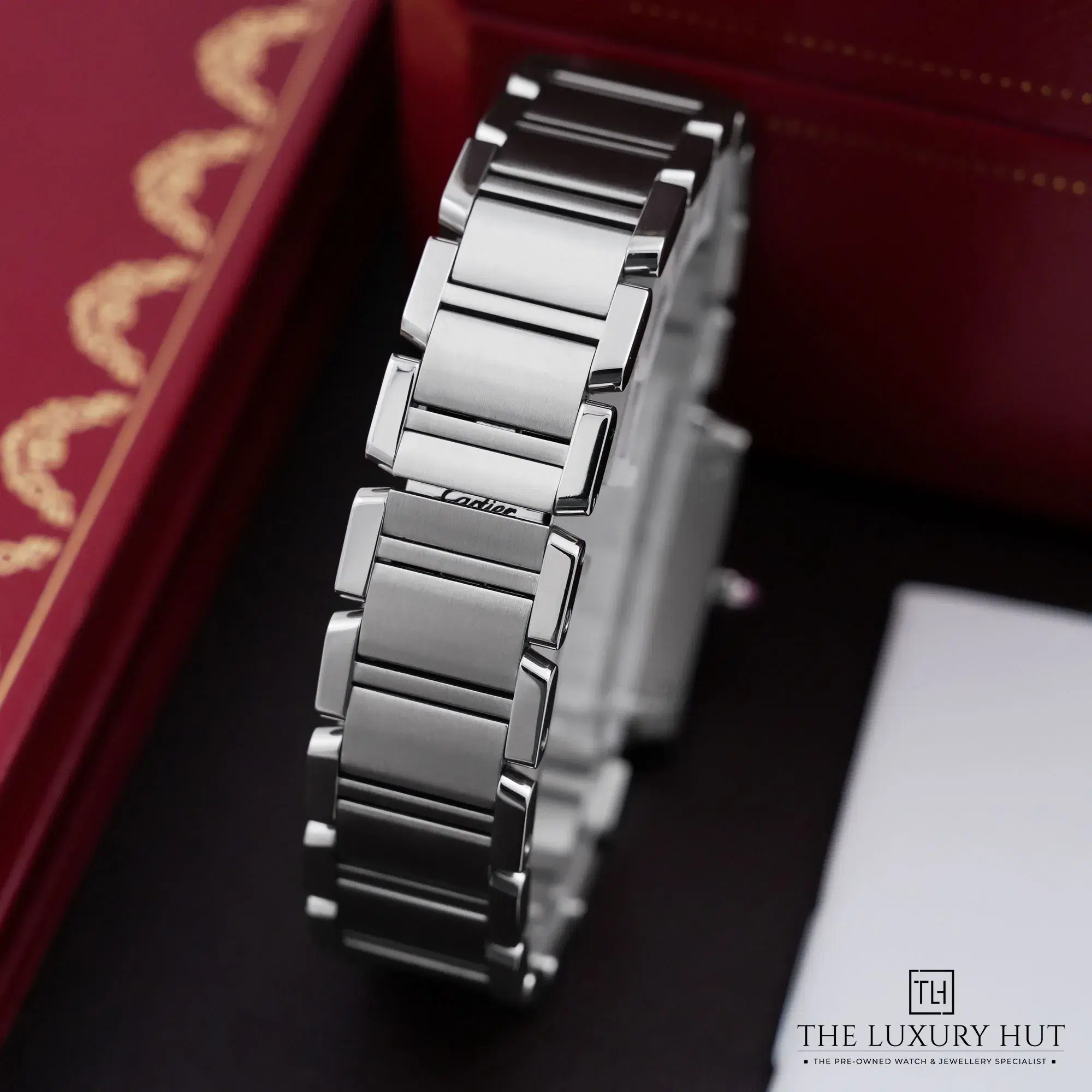 2026/07/bd245c0b-94a5-4366-b529-4f052ebdfae5Cartier_Tank_Francaise_Steel_Pink_Mother_Of_Pearl_LB927-e.jpg.webp