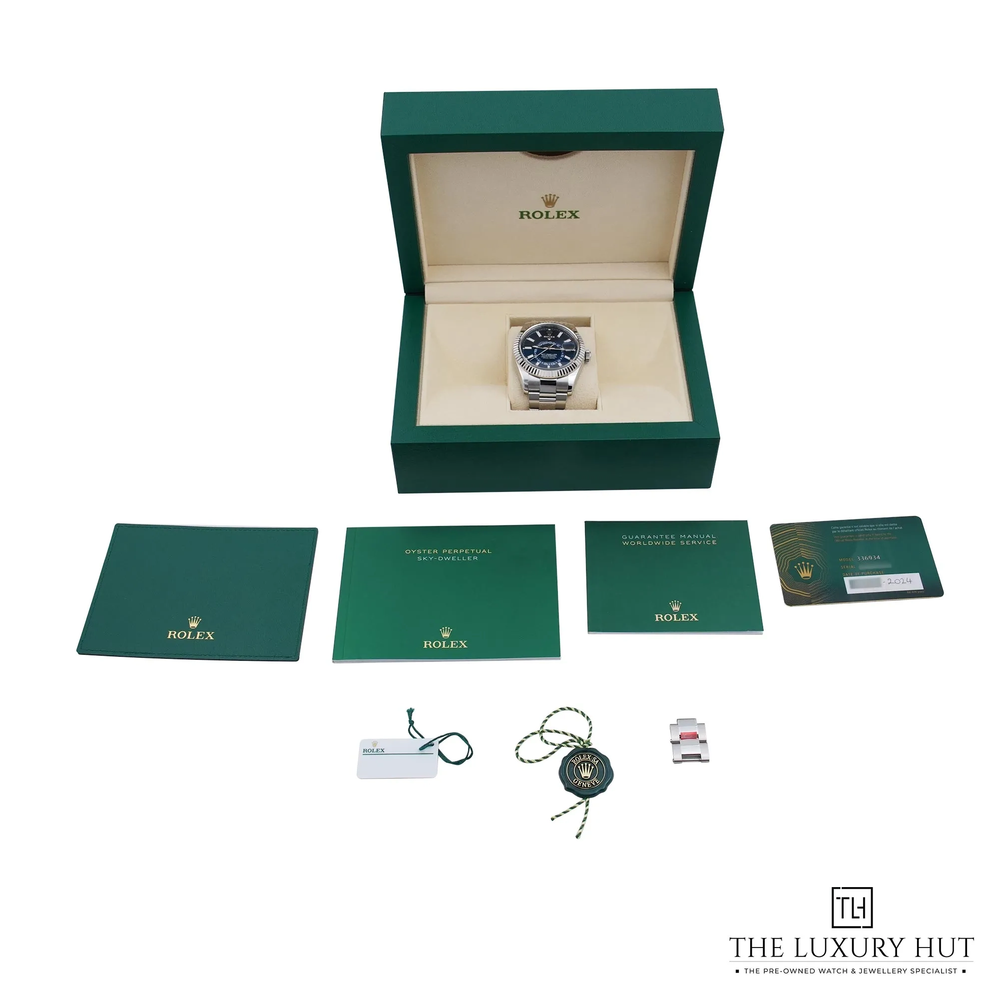 2026/07/be05764d-2439-47ad-a99b-3ba16053a848Rolex_Sky-Dweller_42mm_Blue_Dial_53019-f.jpg.webp