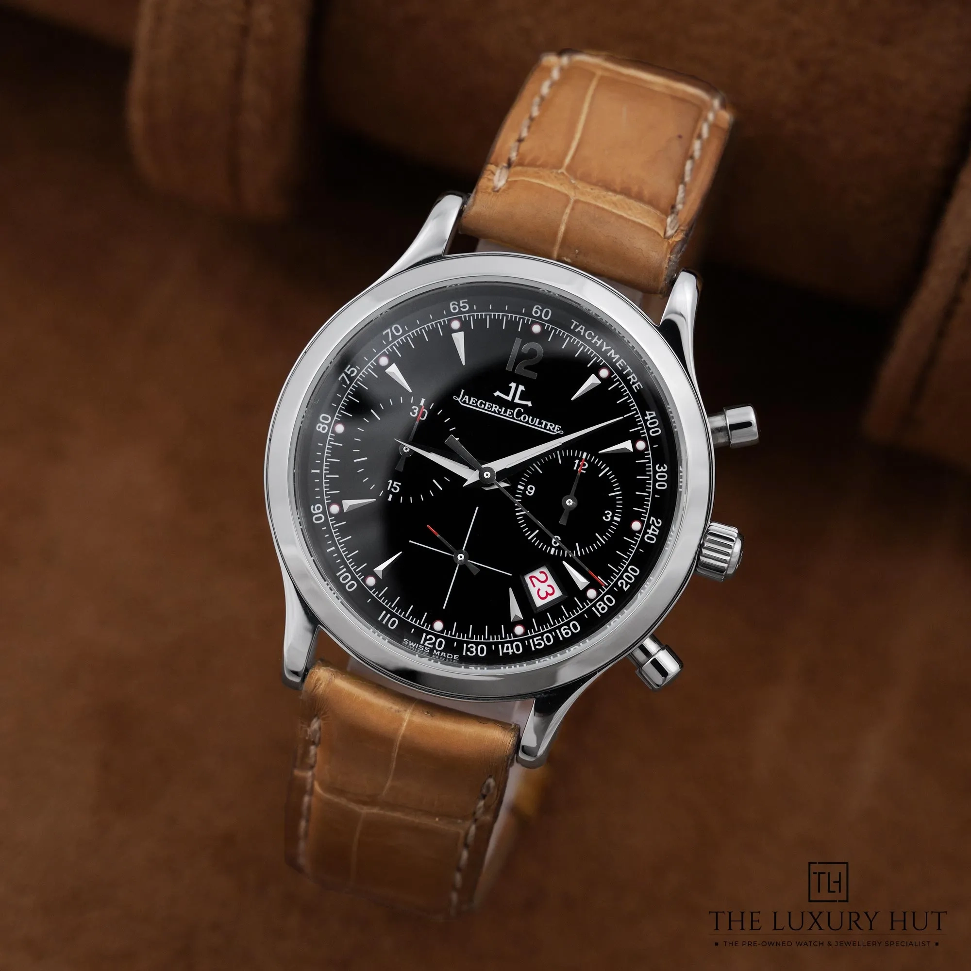 2026/07/bea8382f-7ca6-4505-91bc-73379ea21bafJaeger-LeCoultre_Master_Control_Mecaquartz_Black_53110-b.jpg.webp