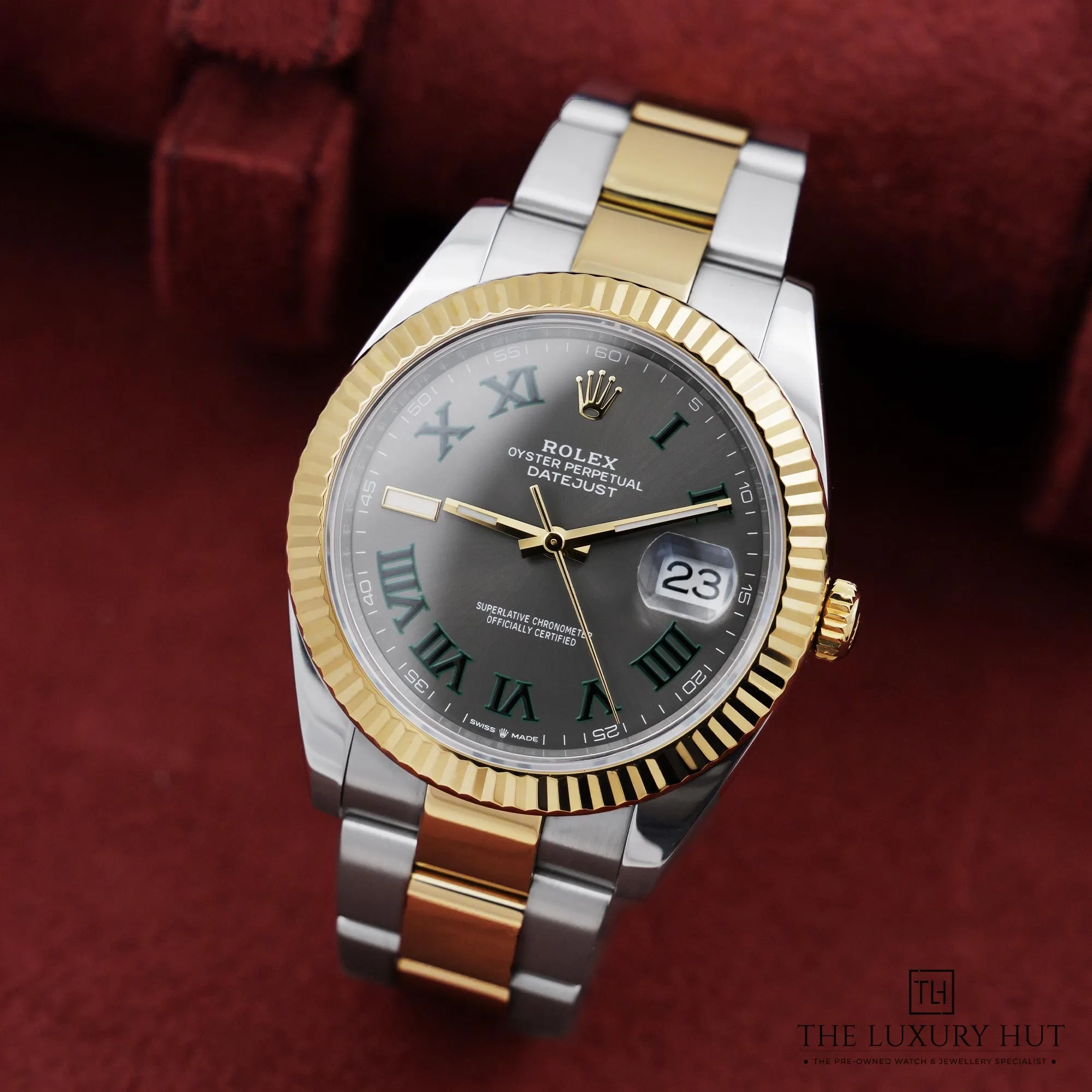 2026/07/c2eff518-0e12-409d-a01f-6ff479203e07Rolex_Datejust_41mm_Steel_Gold_Grey_52931-b.jpg.webp