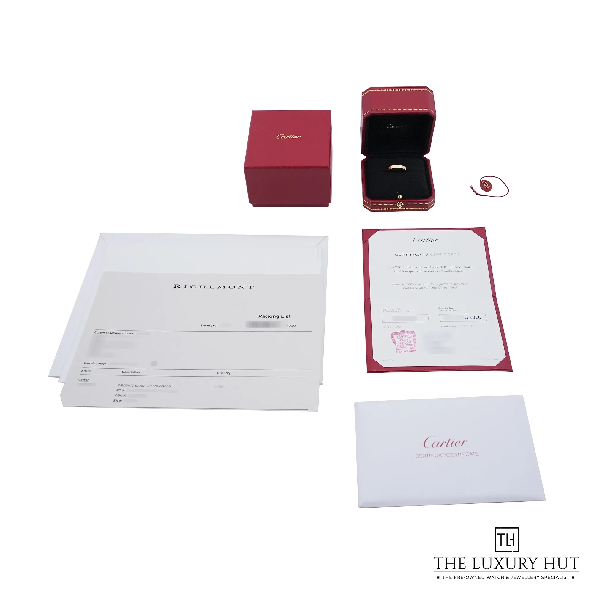 2026/07/c3277e67-ac29-4a01-86e4-fd769aca7d13Cartier_LOVE_Small_Yellow_Gold_Wedding_Band_53098-e.jpg.webp