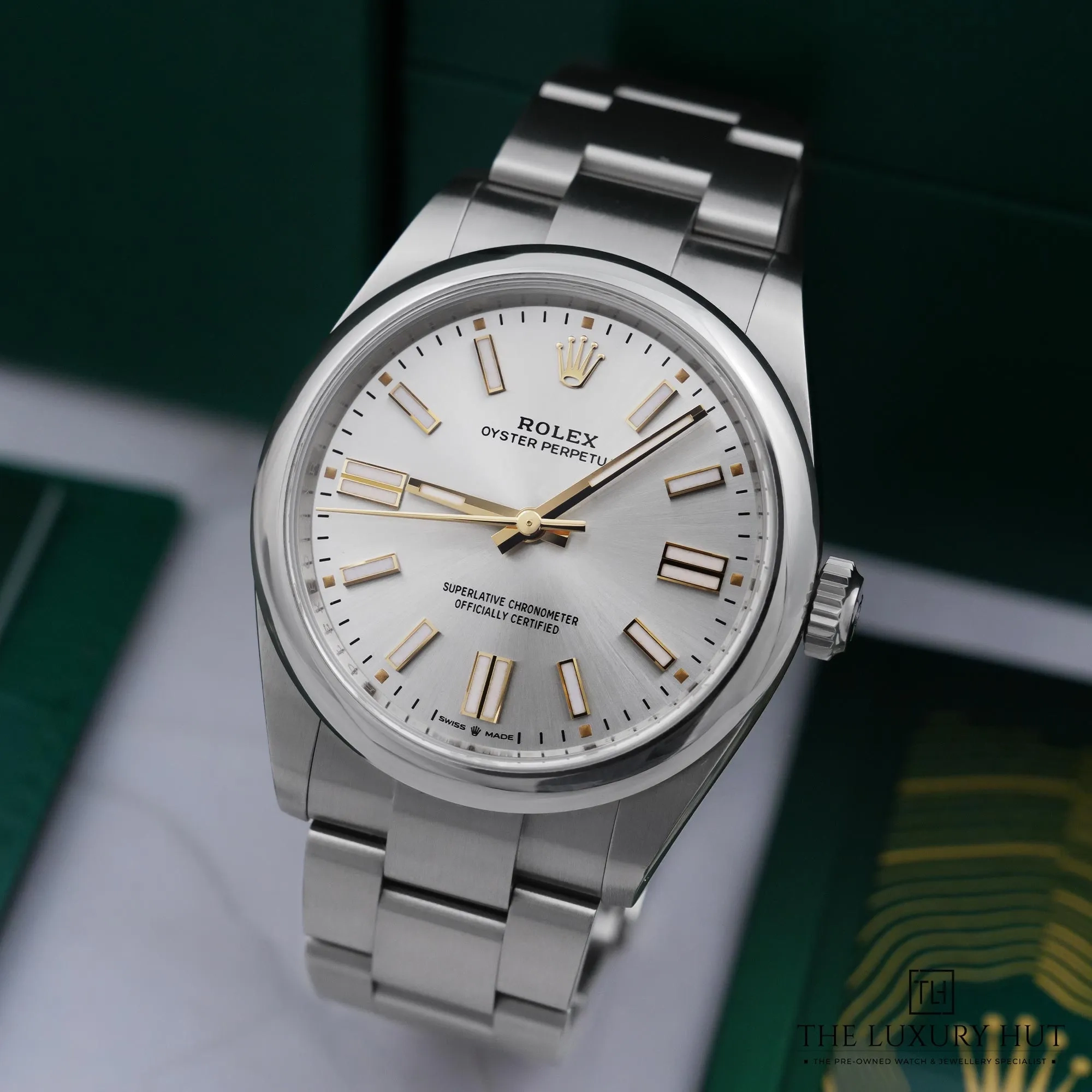 2026/07/c3ad591c-7e02-473f-9362-66511d9e8eccRolex_Oyster_Perpetual_41_Steel_Silver_Dial_53137-b.jpg.webp