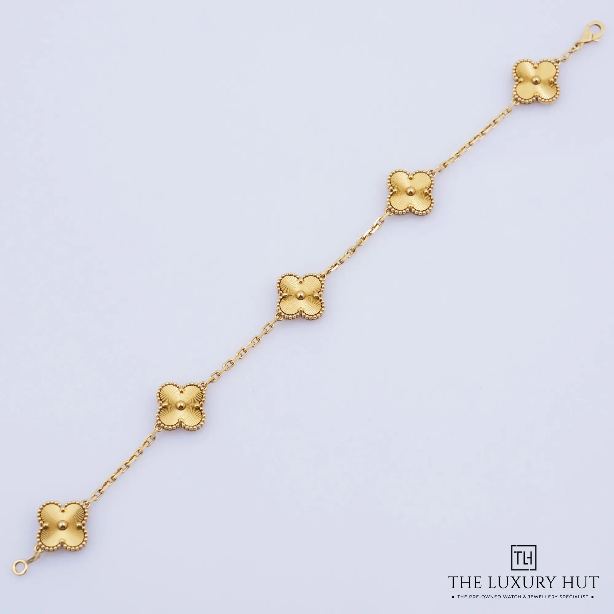 2026/07/c62de338-2e4a-4e73-bafa-08f087f5e088Van_Cleef_Yellow_Gold_Guilloché_Motifs_Bracelet_53265-c.jpg.webp