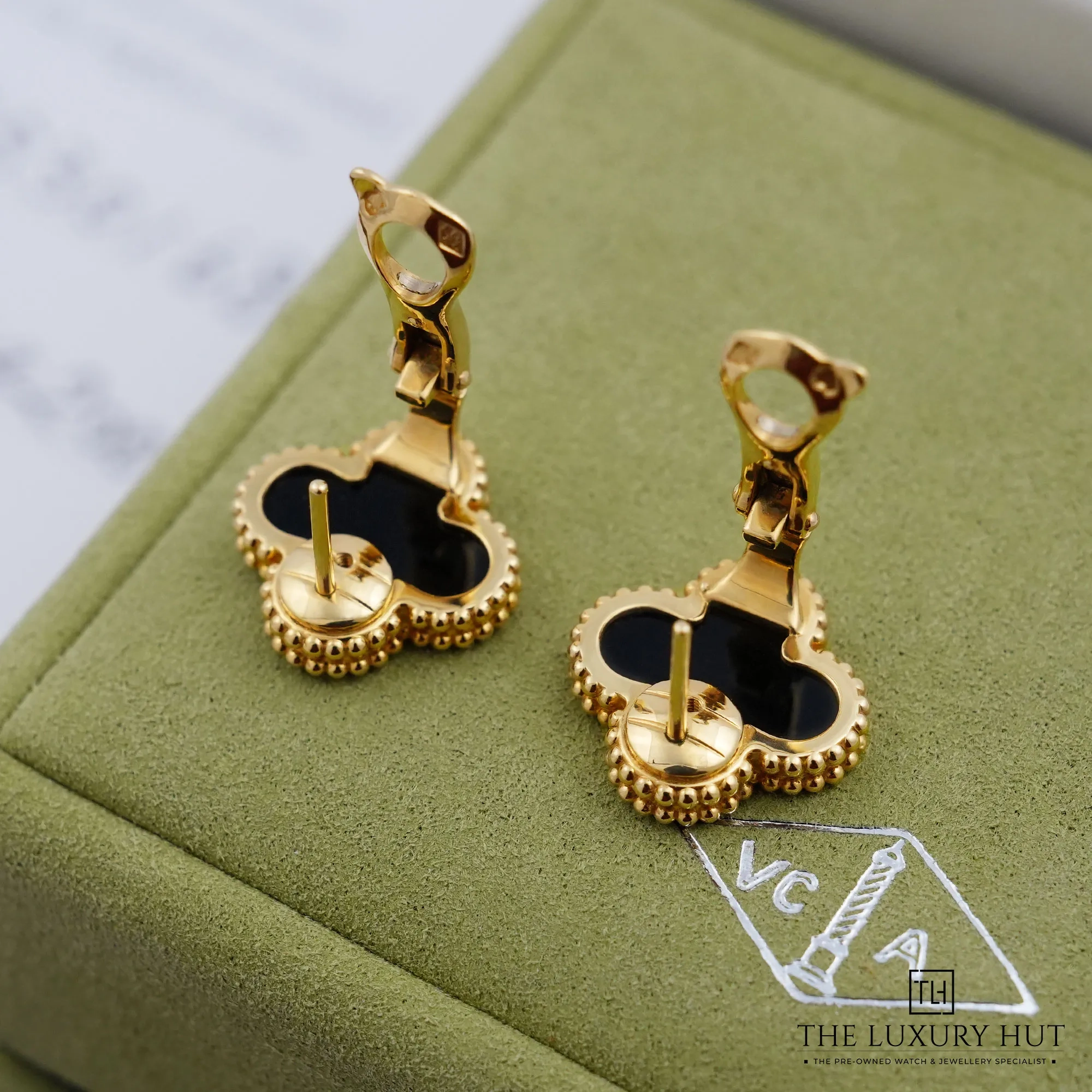 2026/07/c8a8c4a7-f4c5-4be7-8c7e-ef680d8d1fadVan_Cleef_18ct_Yellow_Gold_Onyx_Earrings_53257-d.jpg.webp