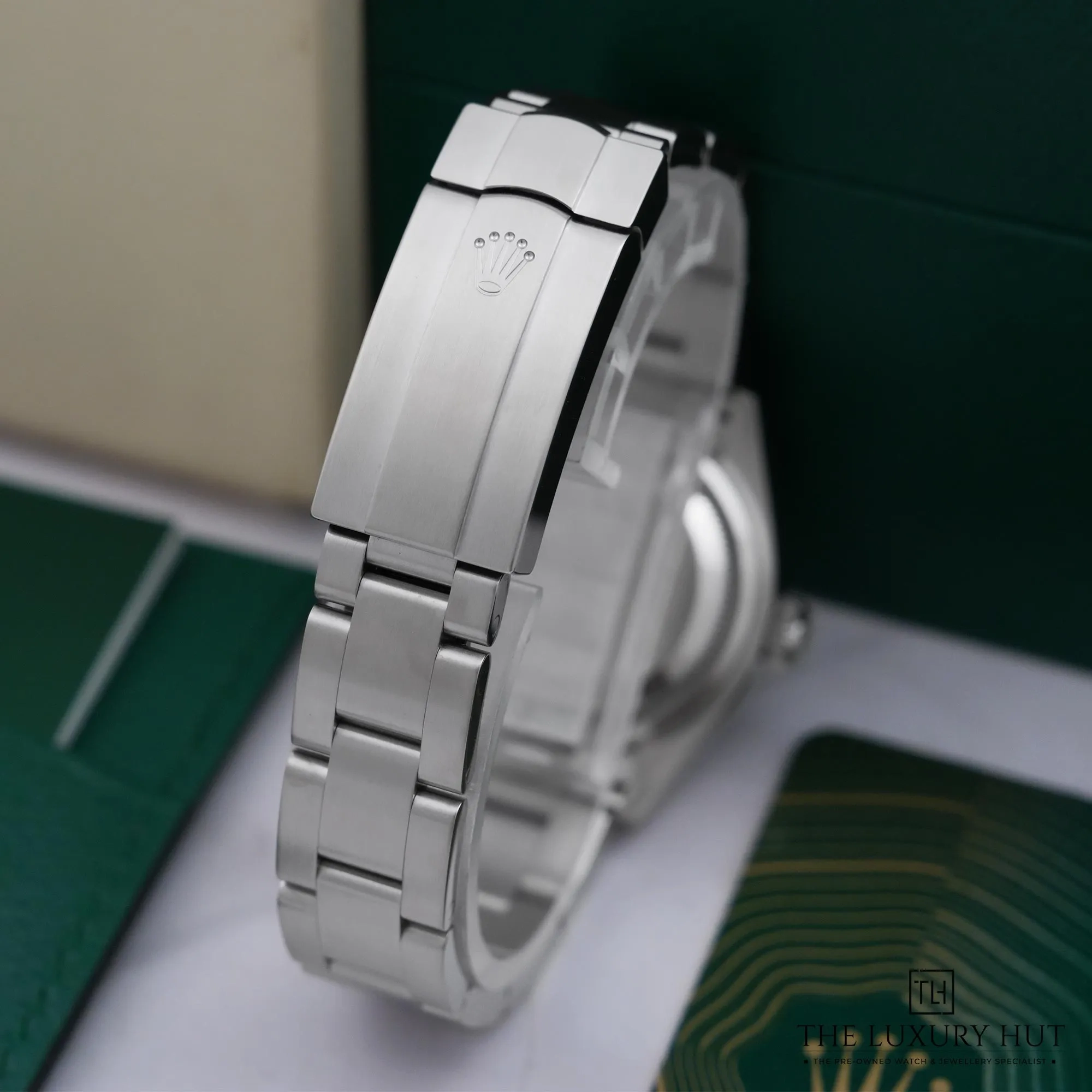 2026/07/d09994f3-2e9c-4b5b-b15f-609bc0ede693Rolex_Oyster_Perpetual_28mm_Steel_Pink_Dial_53069-e.jpg.webp