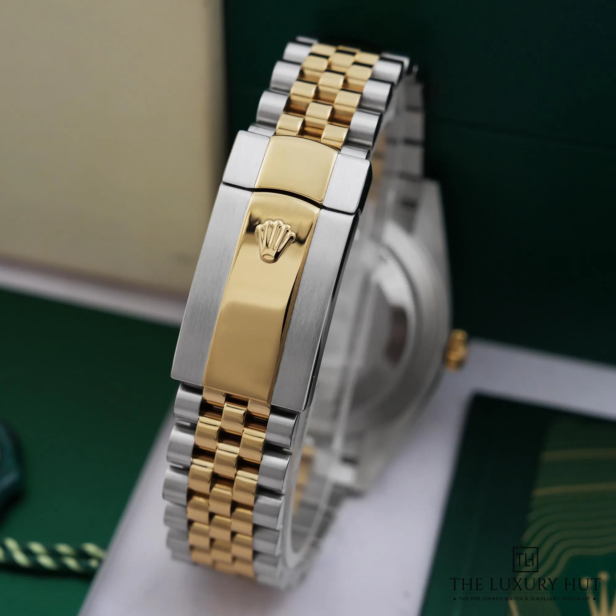2026/07/d11276b4-0230-41b4-b491-82d3dcae9e34Rolex_Datejust_41_Steel_Yellow_Gold_Black_Baton_53033-e.jpg.webp