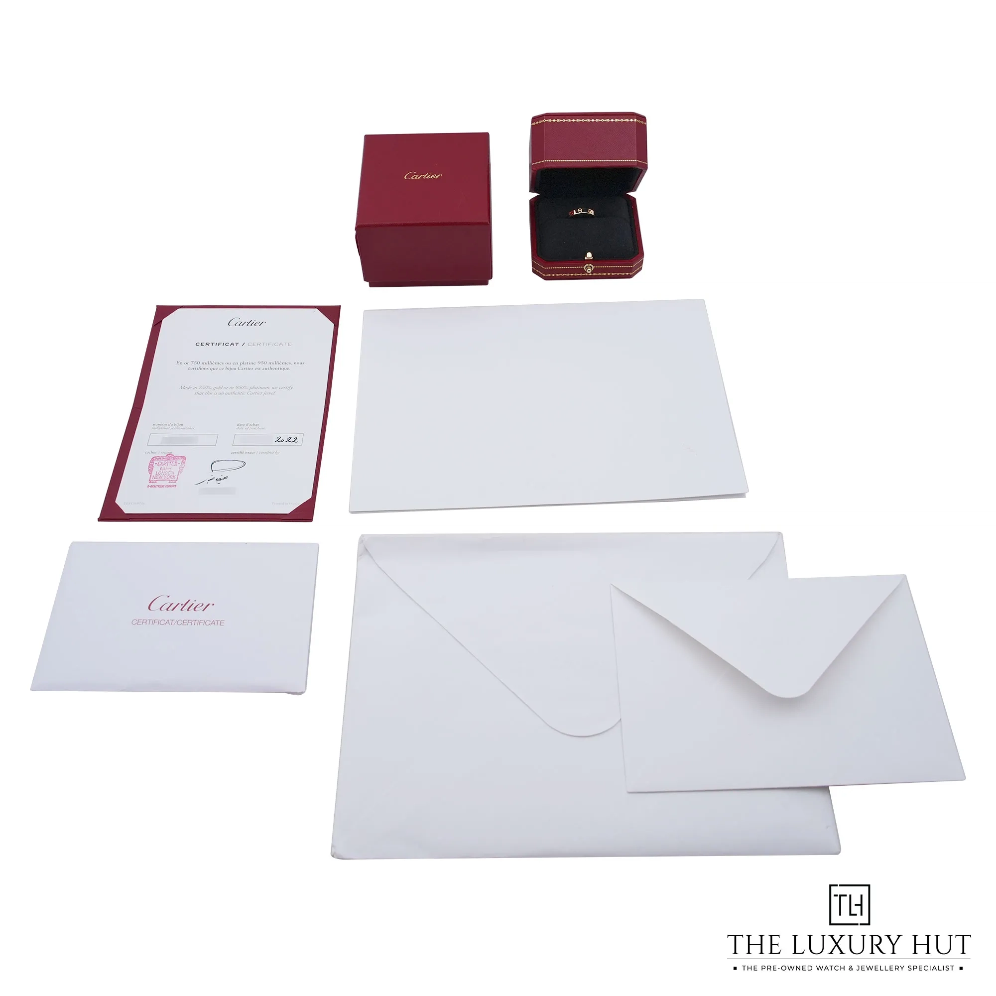 2026/07/da30d633-11d0-46d4-9282-1ddd9769a022Cartier_LOVE_Small_Yellow_Gold_Wedding_Band_53097d.jpg.webp