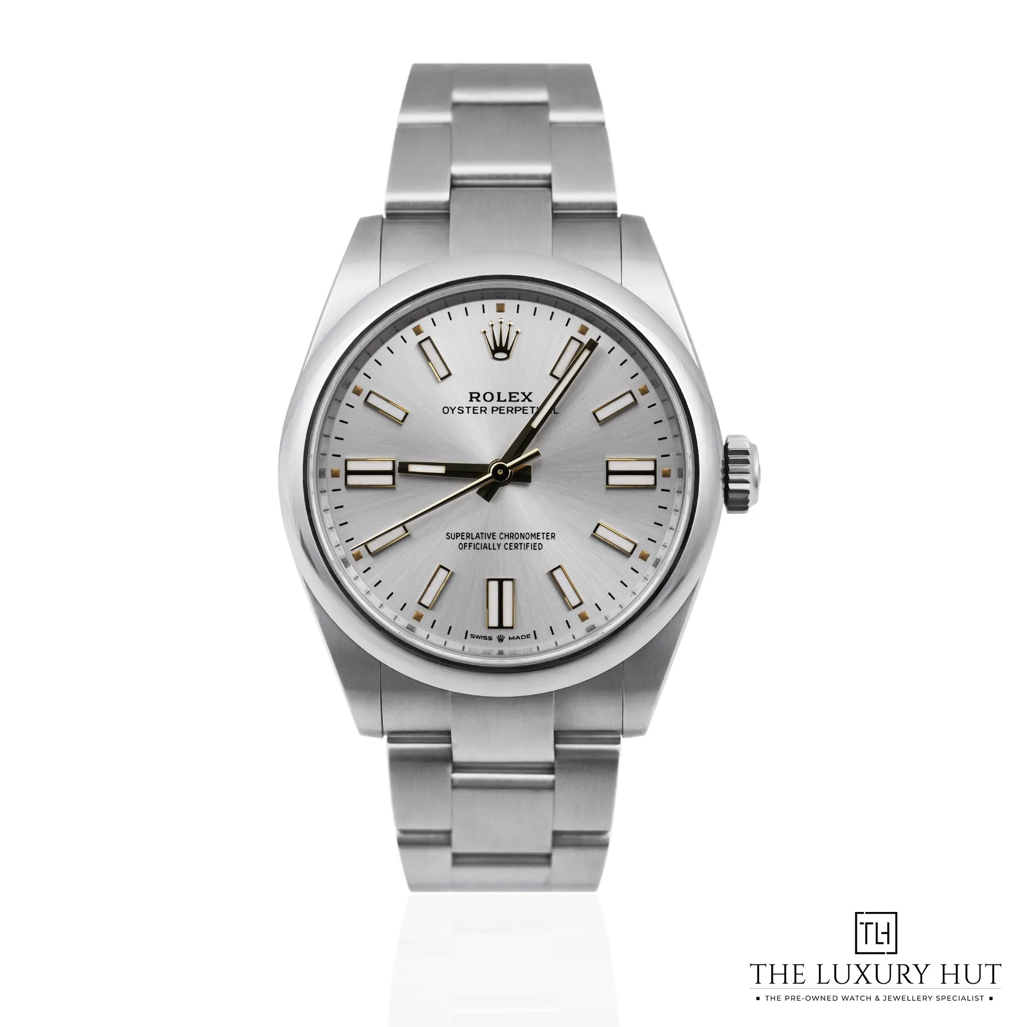 2026/07/de8ee44e-2acb-4e9f-8dfa-ebf28d628dc2Rolex_Oyster_Perpetual_41_Steel_Silver_Dial_53137-a.jpg.webp