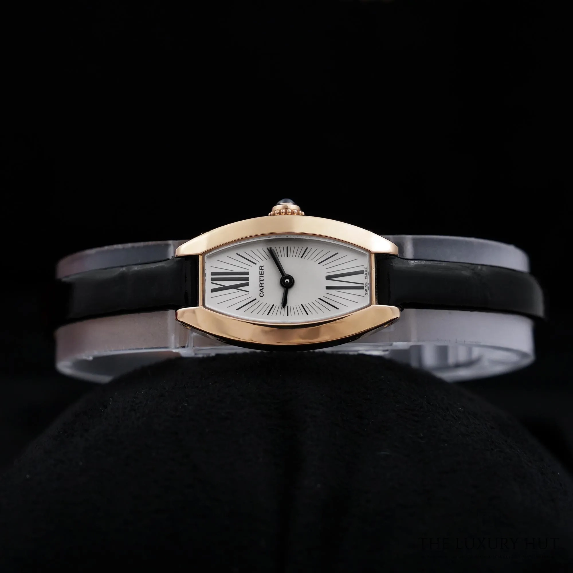 2026/07/e38f5574-1838-425e-8fbd-a37d6abc0f7cCartier_Mini_Tonneau_Lanières_Rose_Gold_Guilloché_53145-c.jpg.webp