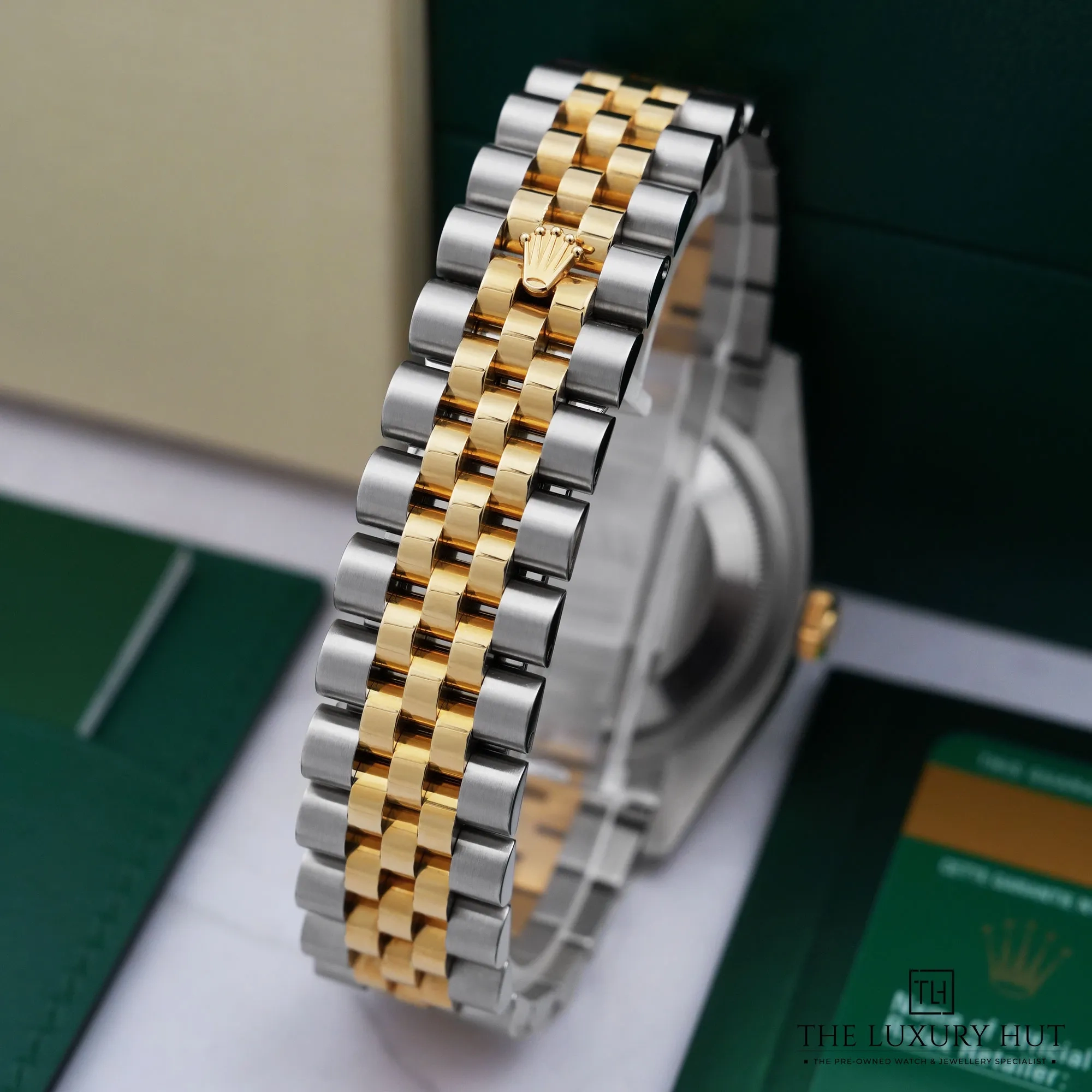 2026/07/eacb6ba0-f3aa-456c-b9c4-00ecd24e2d09Rolex_Datejust_36_Steel_Gold_White_Roman_53170-e.jpg.webp