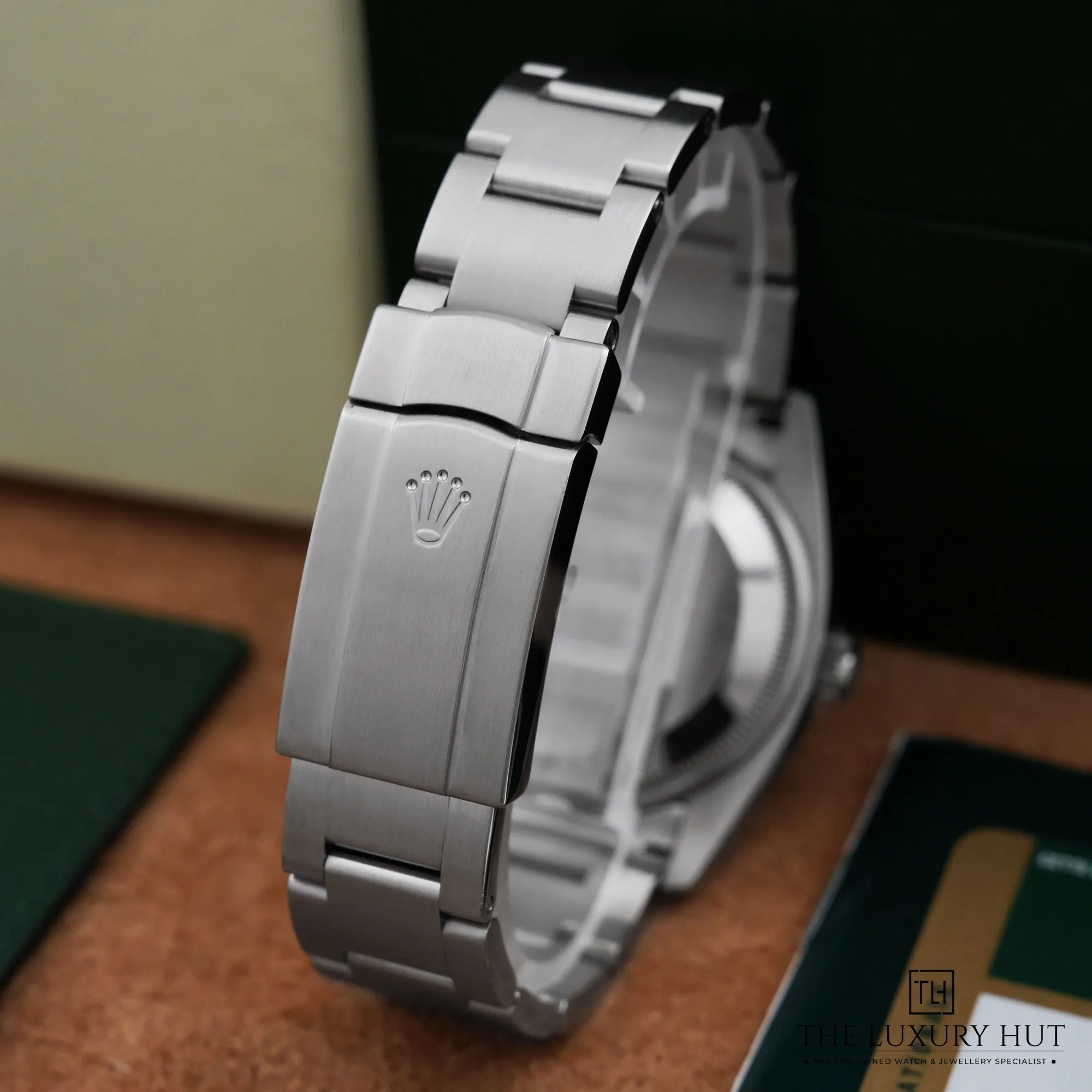 2026/07/f698655a-8b16-42fb-b41c-45a40fe151d7Rolex_Oyster_Perpetual_Air-King_Steel_34mm_White_53221-e.jpg.webp