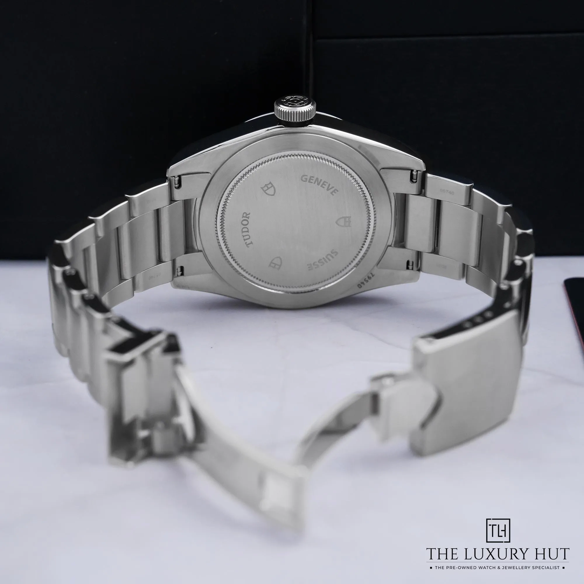 2026/07/fc77aa5d-5735-47ae-8309-81074f8300ccTudor_Heritage_Black_Bay_Stainless_Steel_Black_53167-c.jpg.webp