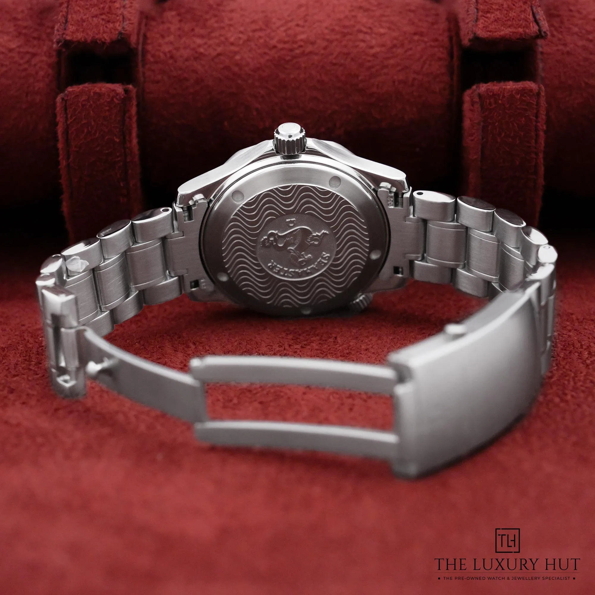 2026/08/10524351-dab0-4106-9d88-0ff55db51a40Omega_Seamaster_Diver_300M_Steel_Black_53114-d.jpg.webp