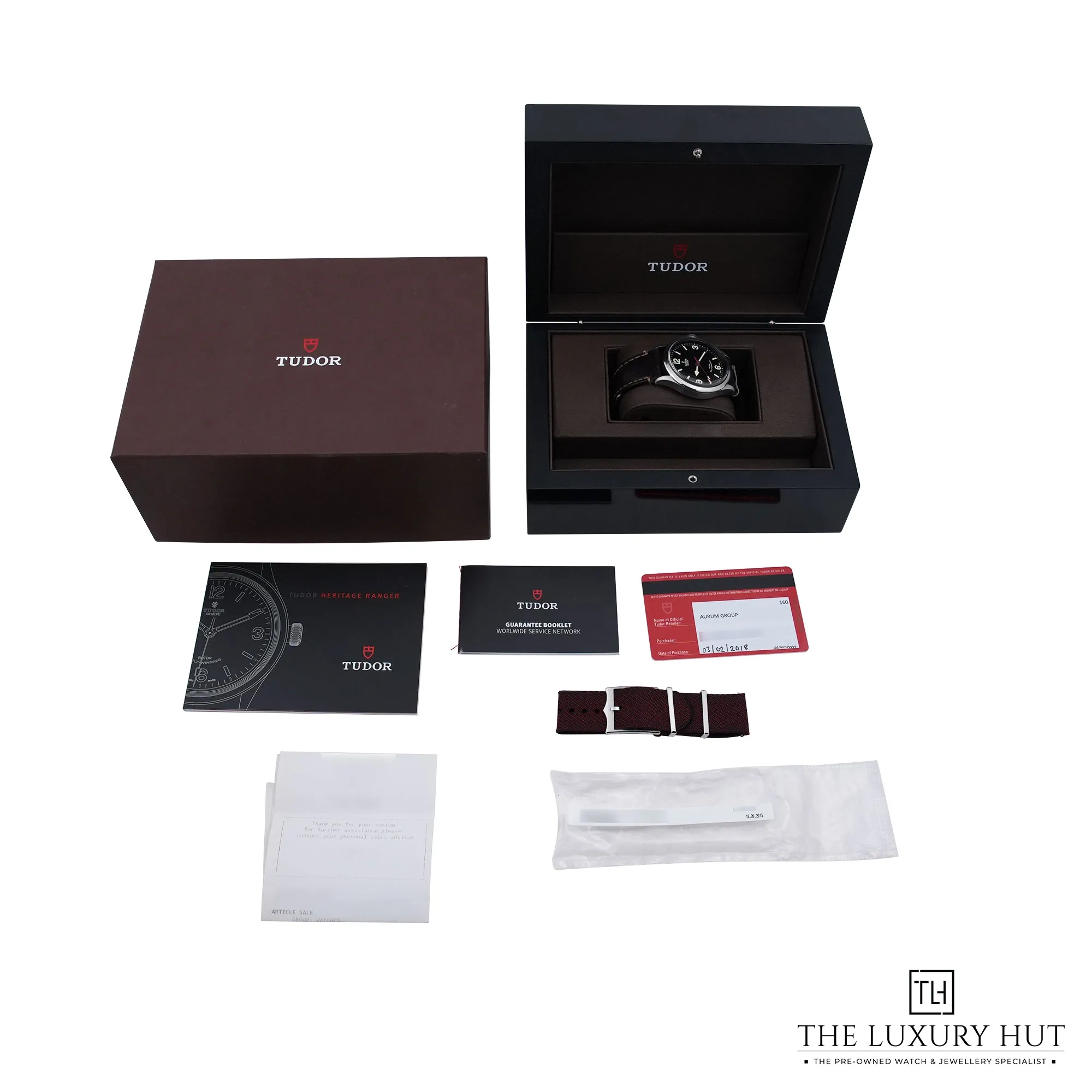 2026/08/144bff25-c89c-445a-8b82-903663a8d9c5Tudor_Heritage_Ranger_Steel_41mm_Black_53318-f.jpg.webp