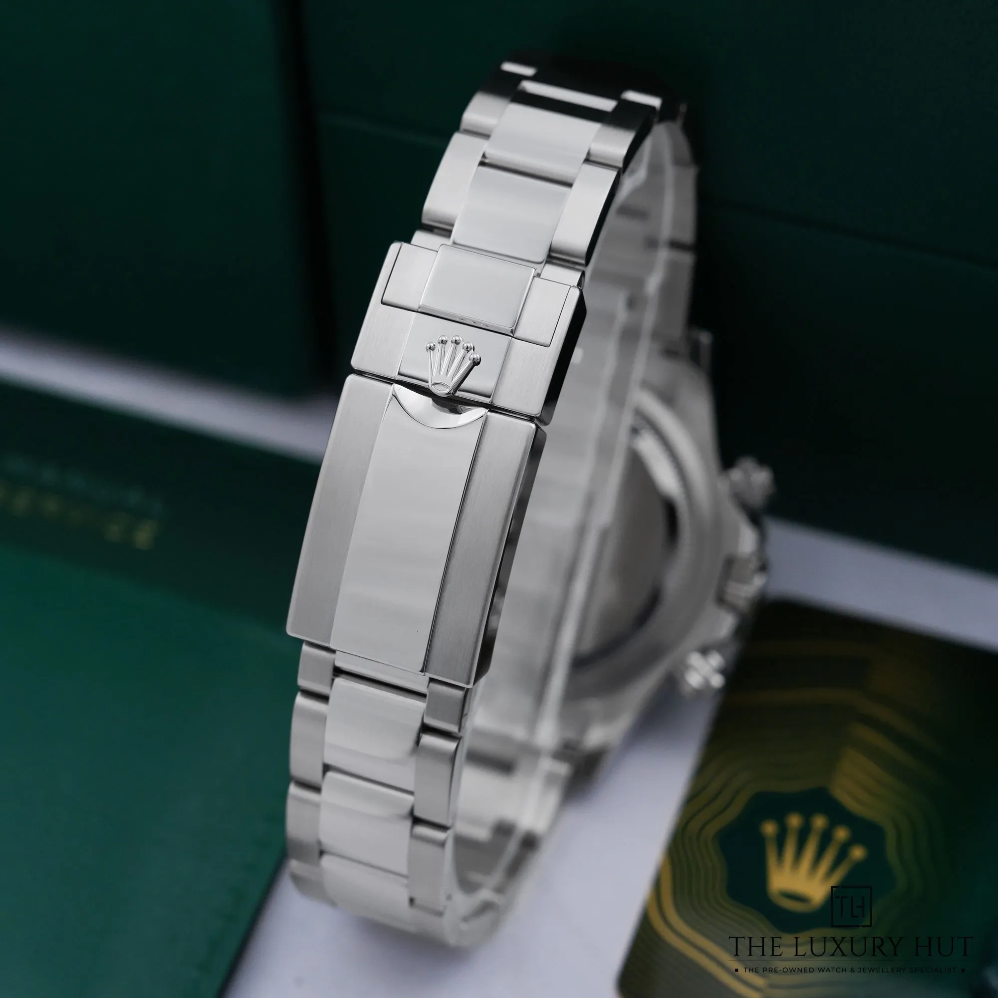 2026/08/15209c46-411d-47ce-a023-58dcfd5f5889Rolex_Cosmograph_Daytona_White_Panda_Dial_LB994-e.jpg.webp