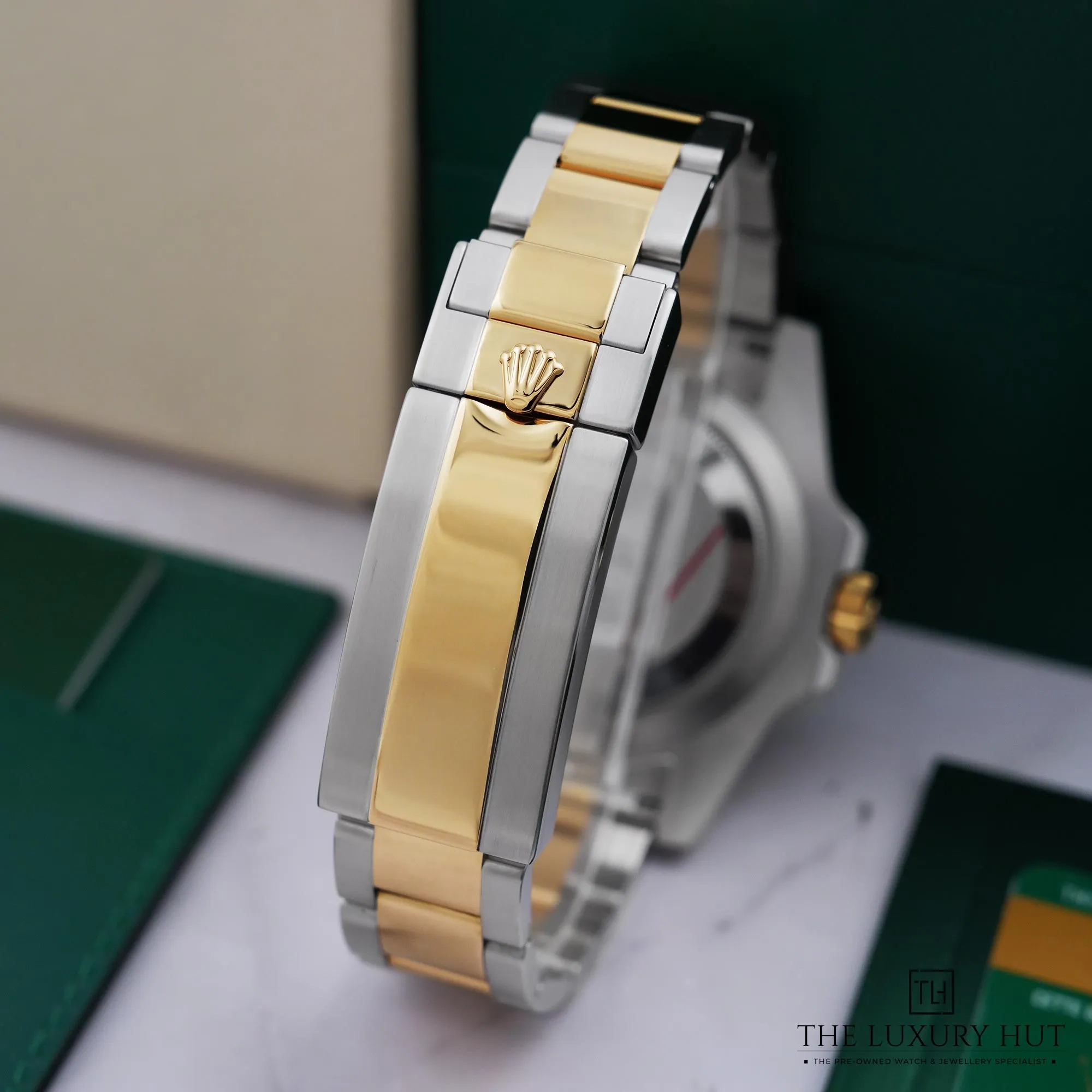 2026/08/18d62cf2-ae26-4c0b-9e30-5a18bd49f74dRolex_Submariner_Date_Bi-Metal_40mm_Black_53200-e.jpg.webp