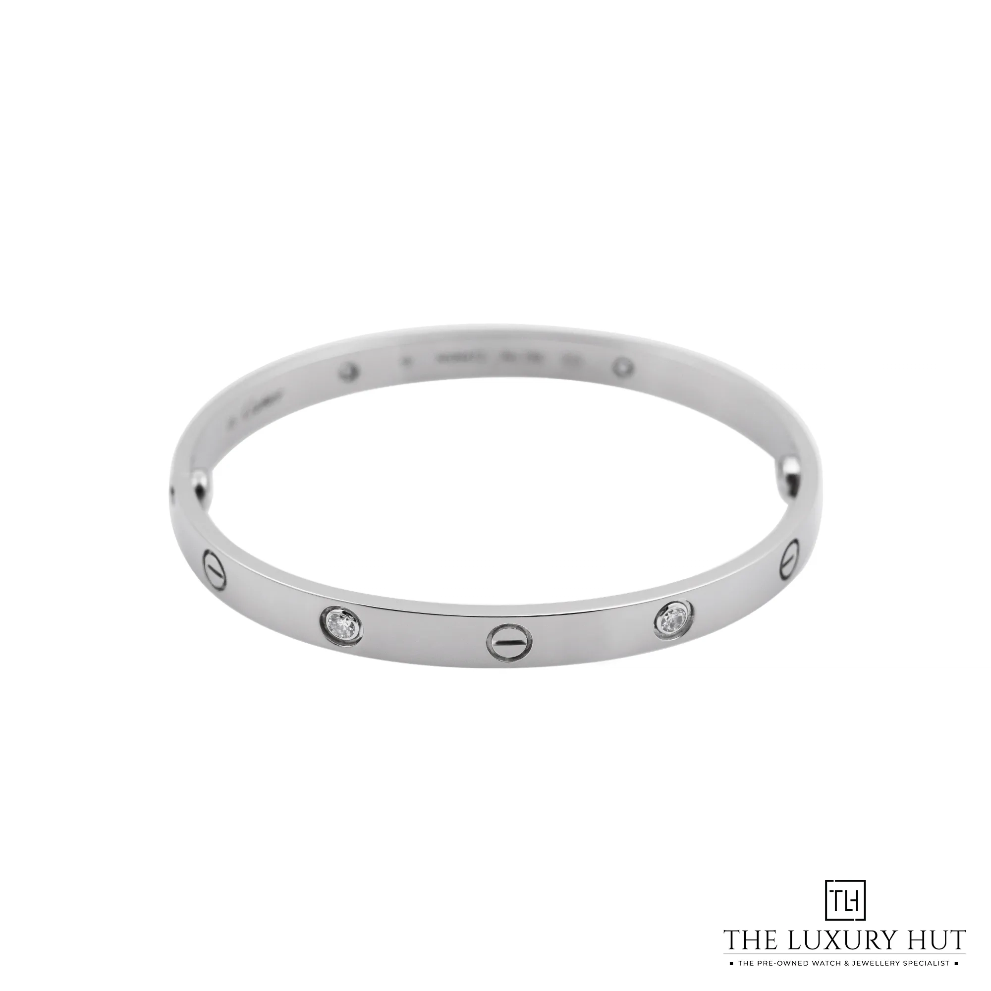 2026/08/26e555ed-63ce-4536-8aa0-b3bf81a889e7Cartier_LOVE_Bracelet_Classic_Diamonds_White_Gold_LB968-a.jpg.webp