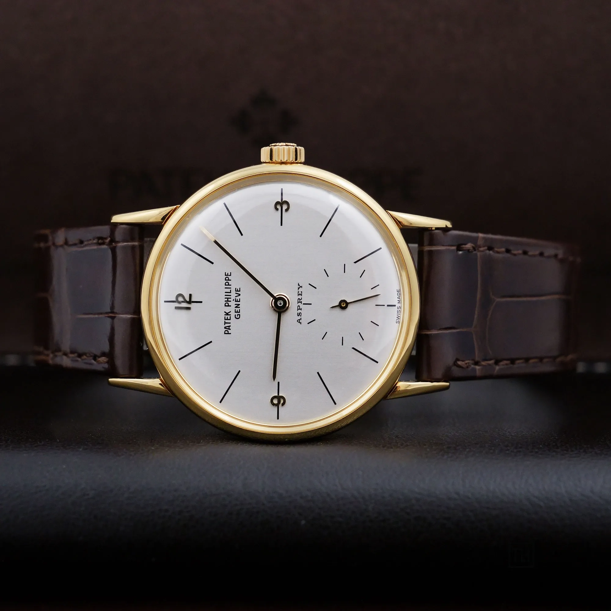 2026/08/2a70015a-6c82-4689-827b-571237decca5Patek_Philippe_Yellow_Gold_Asprey-Stamped_New_50925-cc.jpg.webp