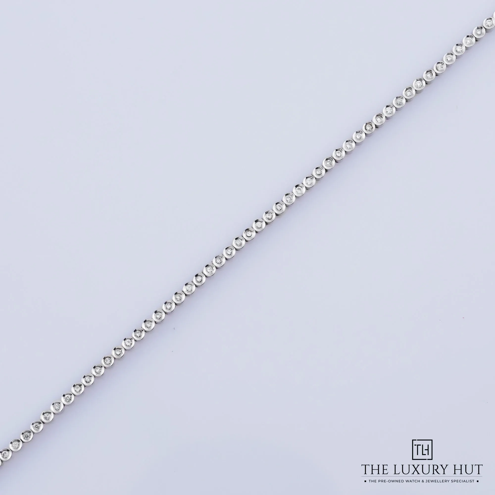 2026/08/314c7d62-ef90-40b8-8935-60196301ab8518ct_White_Gold_Diamond_Tennis_Bracelet_LB970-c.jpg.webp