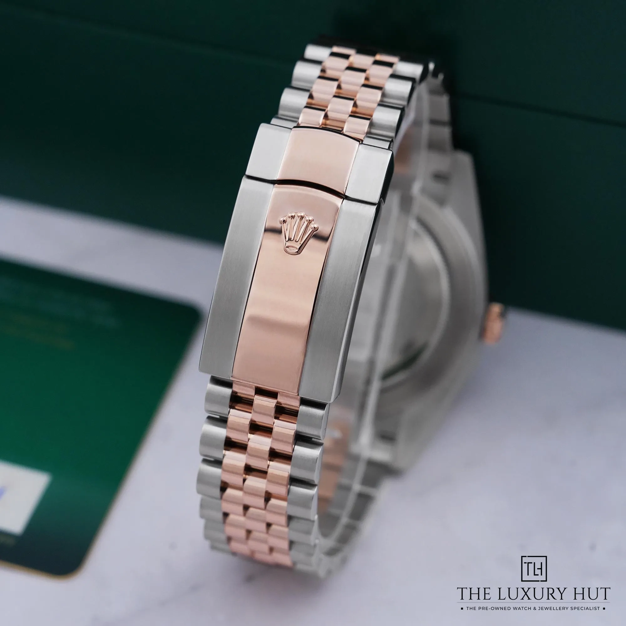 2026/08/3d8b996c-3894-4e34-80c9-b68caeab5bd1Rolex_Datejust_Steel_Everose_Gold_41_Sundust_53090-e.jpg.webp