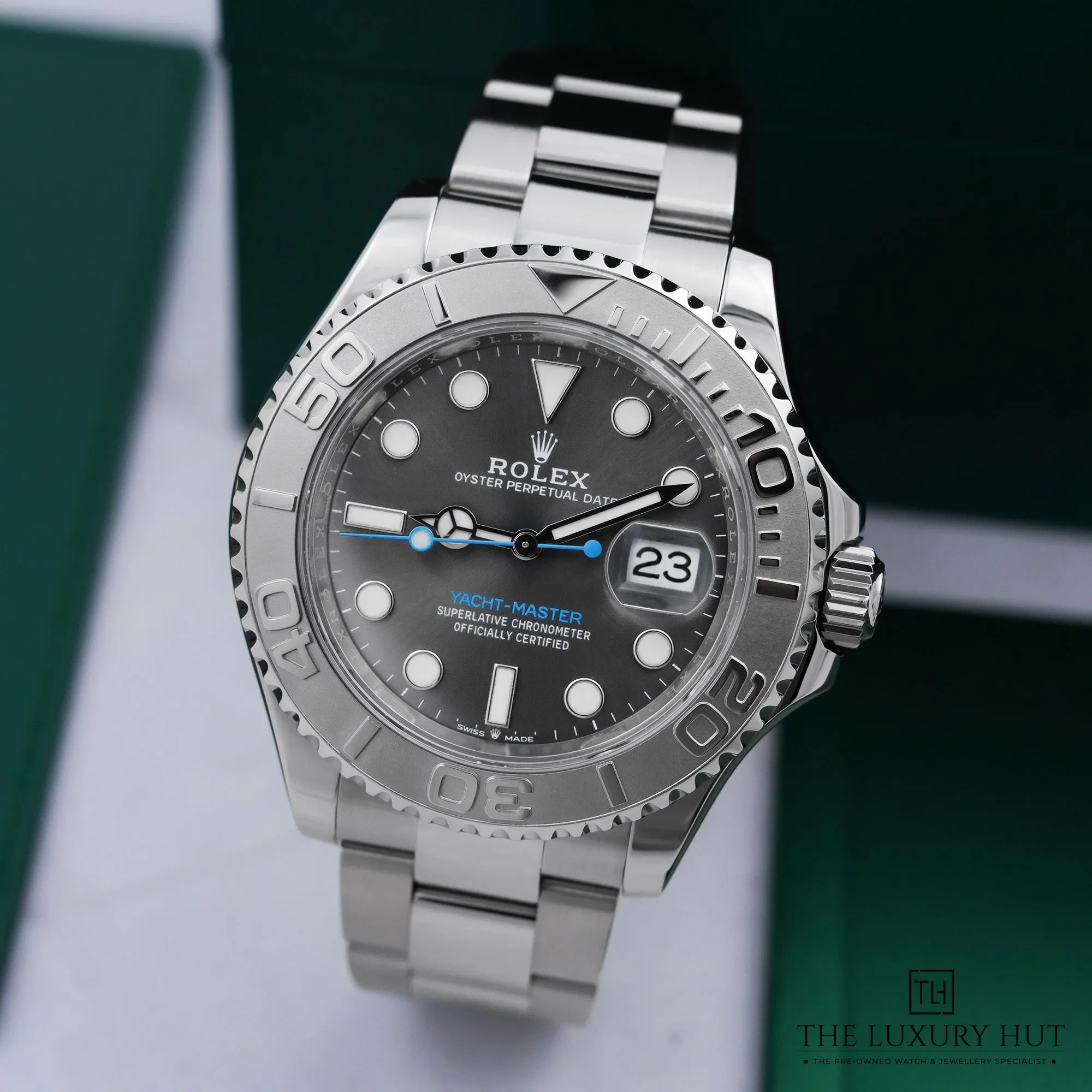 2026/08/3ea6163f-68f7-40e5-acef-d1b162b17571Rolex_Yacht-Master_40_Steel_Platinum_Slate_53100-b.jpg.webp