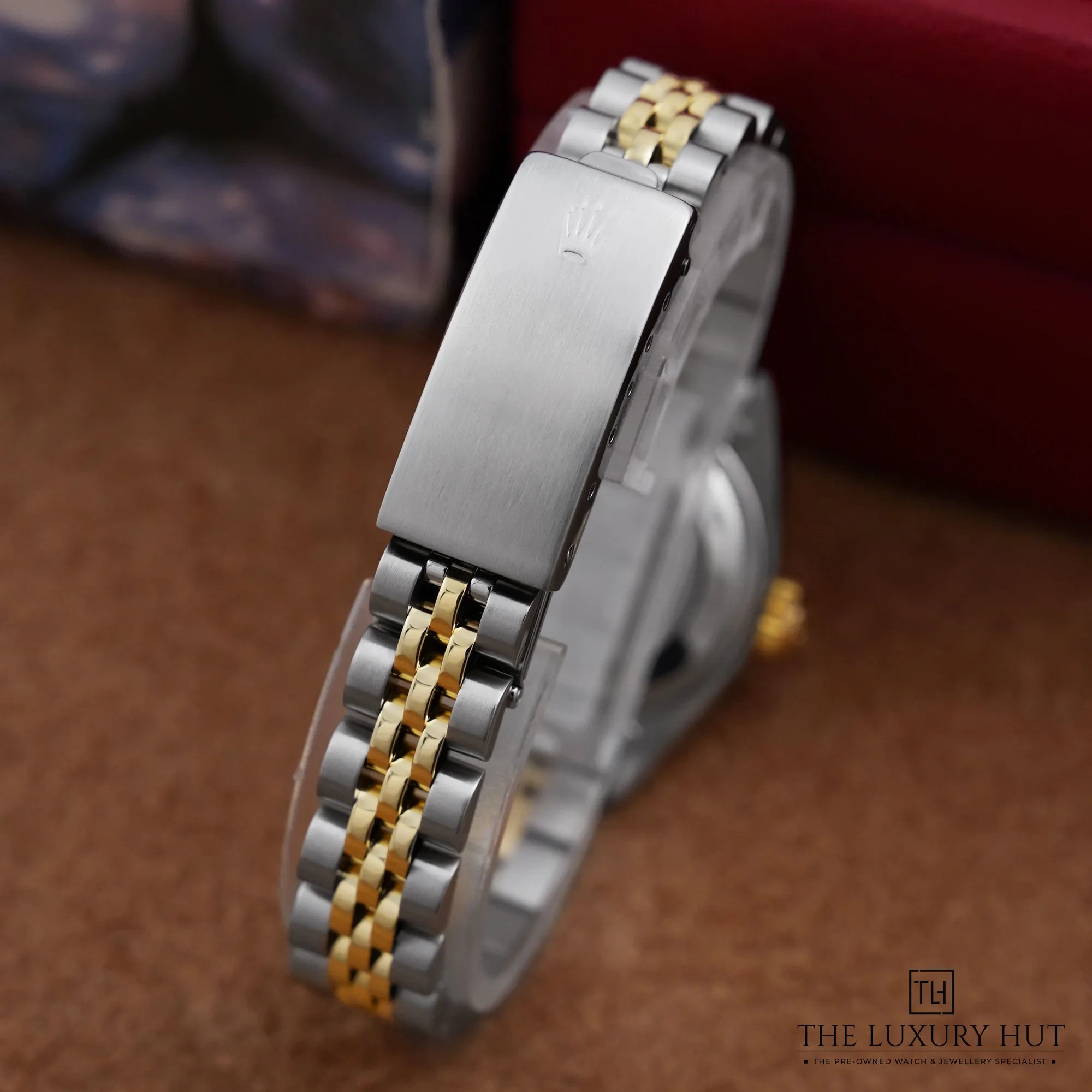 2026/08/4f2d8f32-c015-4a6f-a960-37363bc0f57cRolex_Lady_Datejust_Steel_Gold_MOP_Diamond_53197-e.jpg.webp