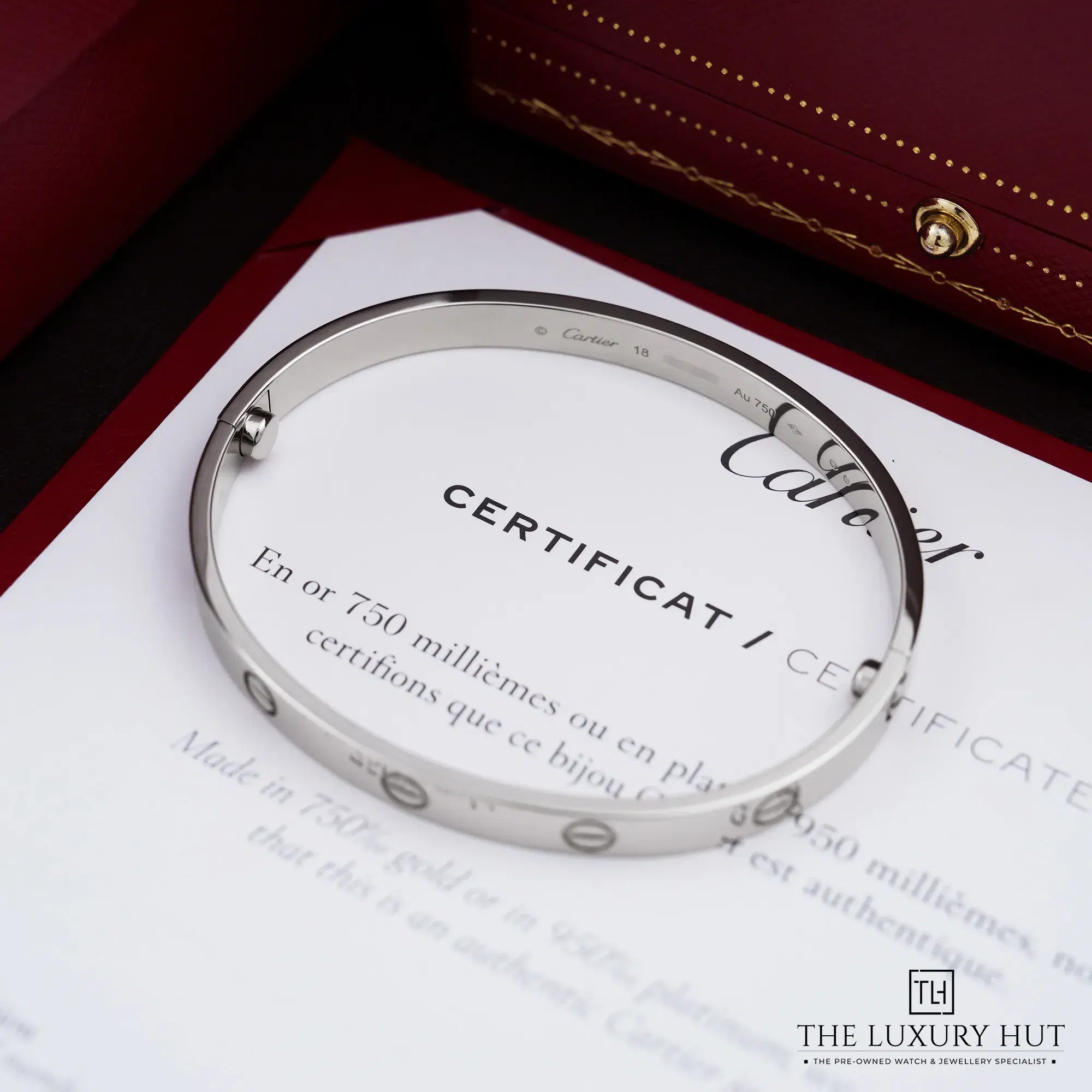 2026/08/560a7117-c389-4a06-b21f-b73cf9894eeaCartier_White_Gold_LOVE_Bangle_Classic_53040-c.jpg.webp