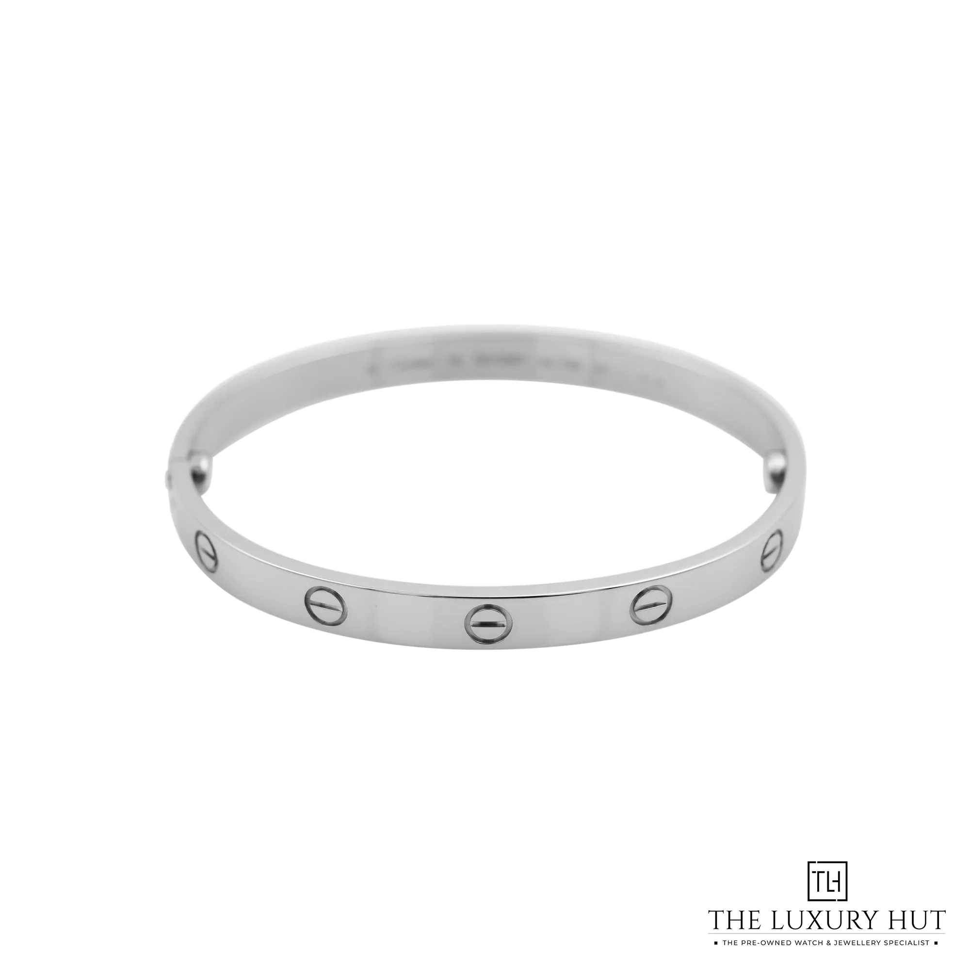 2026/08/570916e6-feba-412a-839f-c21a21aada1cCartier_White_Gold_LOVE_Bangle_Classic_53040-a.jpg.webp