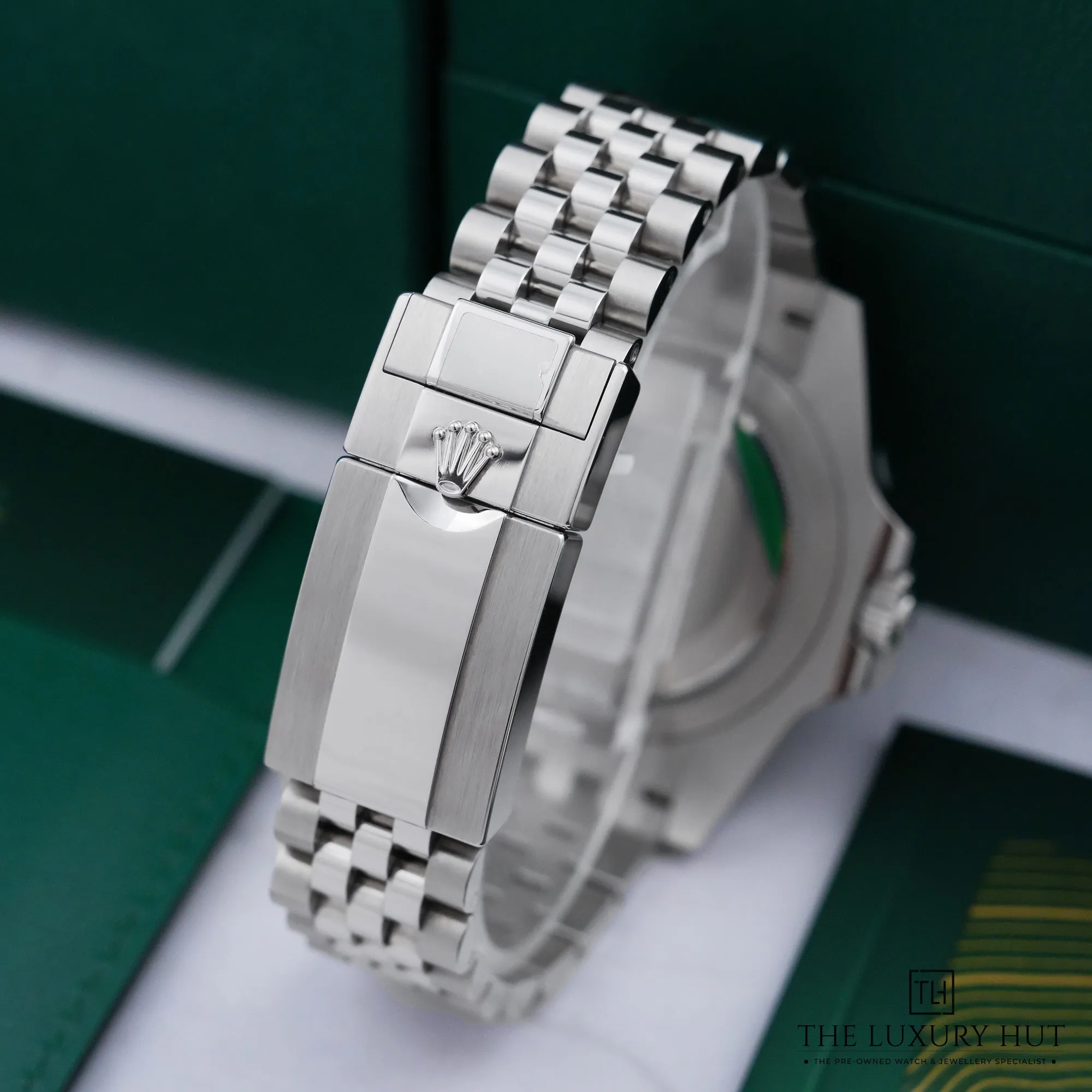 2026/08/58917906-ab23-471d-9241-c39e78a9ab70Rolex_GMT-Master_II_Bruce_Wayne_53254-e.jpg.webp