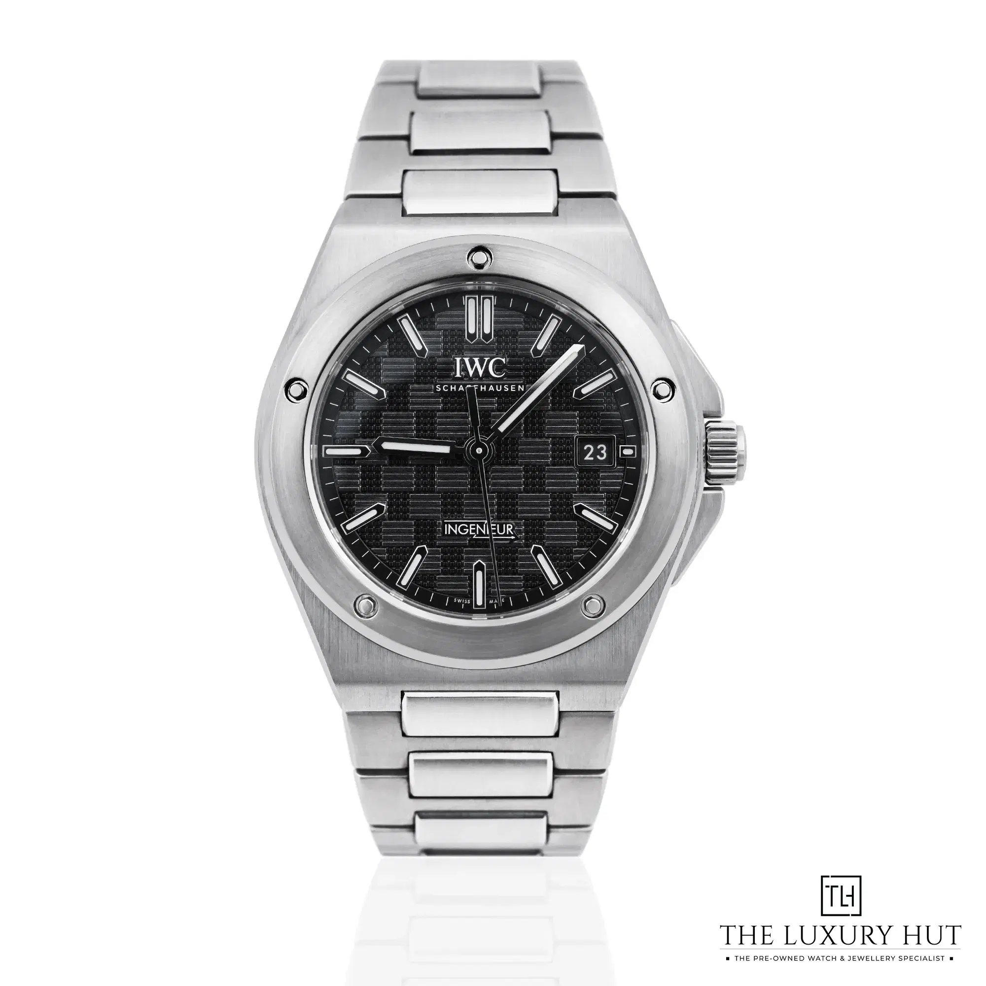 2026/08/6380fa8d-3559-40a7-aa7f-2009150b7abaIWC_Ingenieur_Stainless_Steel_40mm_Black_53124-aa.jpg.webp