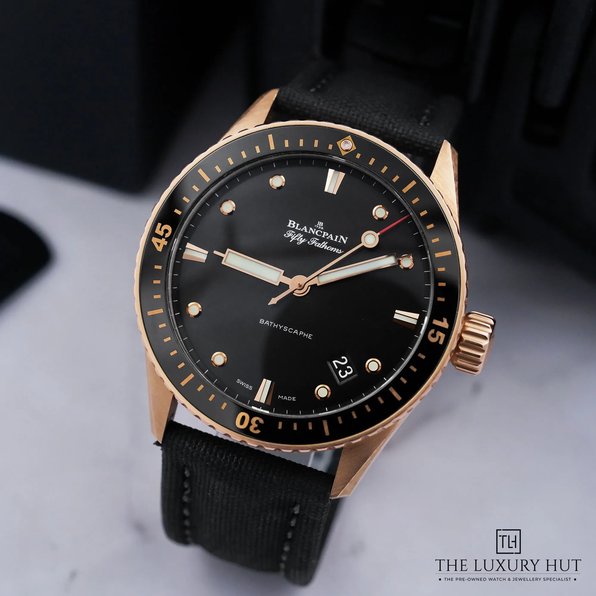 2026/08/76a5b77c-eb29-4198-aa46-cfc1c81e86f2Blancpain_Fifty_Fathoms_Bathyscaphe_Rose_Gold_Black_LB1008-b.jpg.webp