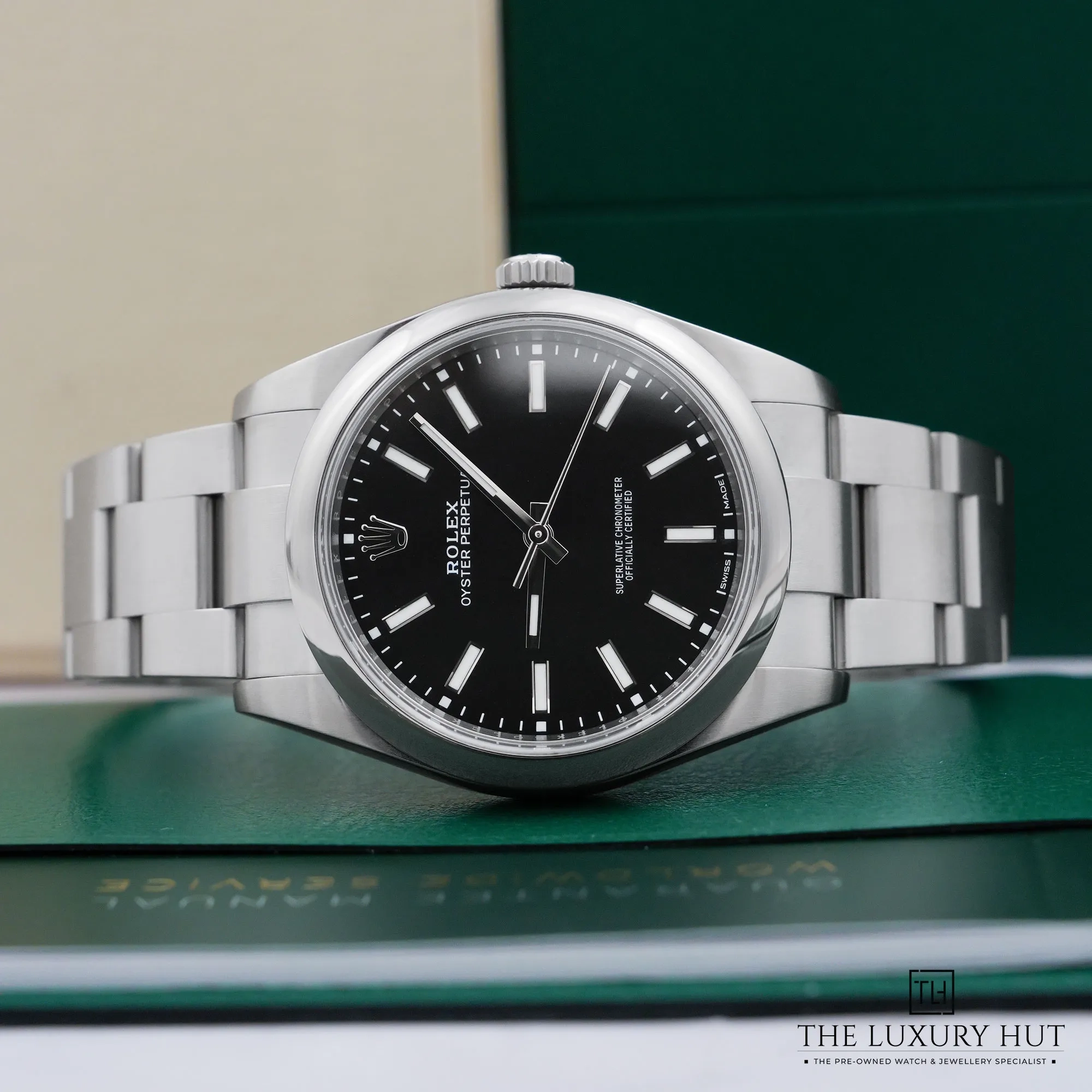 2026/08/7ca4f86f-a8ef-4216-a374-3709d103a6e3Rolex_Oyster_Perpetual_39_Steel_Black_Dial_LB1019-c.jpg.webp