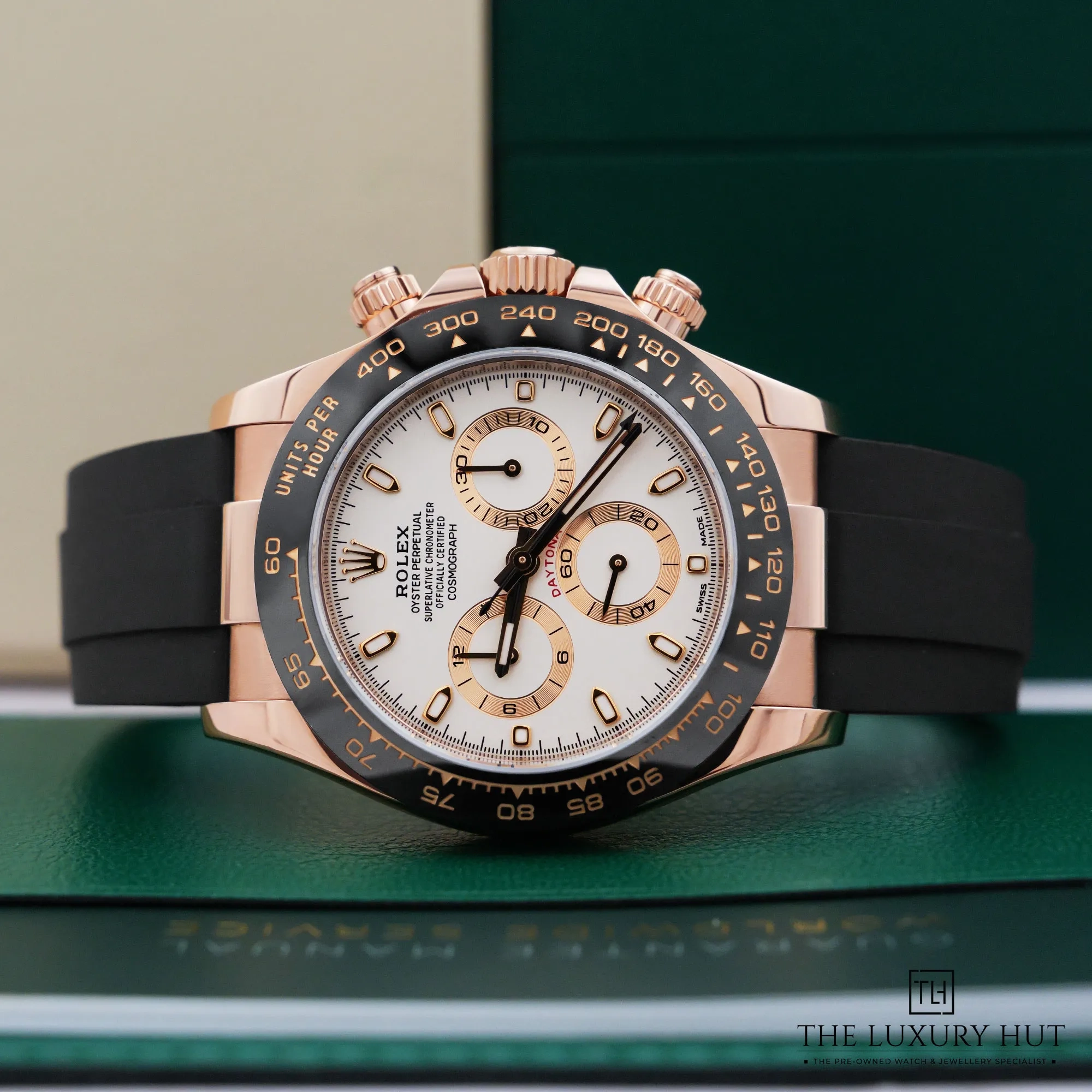 2026/08/7e95e5b7-6ecb-41ec-8916-6f746e59bd5fRolex_Daytona_Everose_Gold_40mm_Ivory_Cream_LB1024-c.jpg.webp