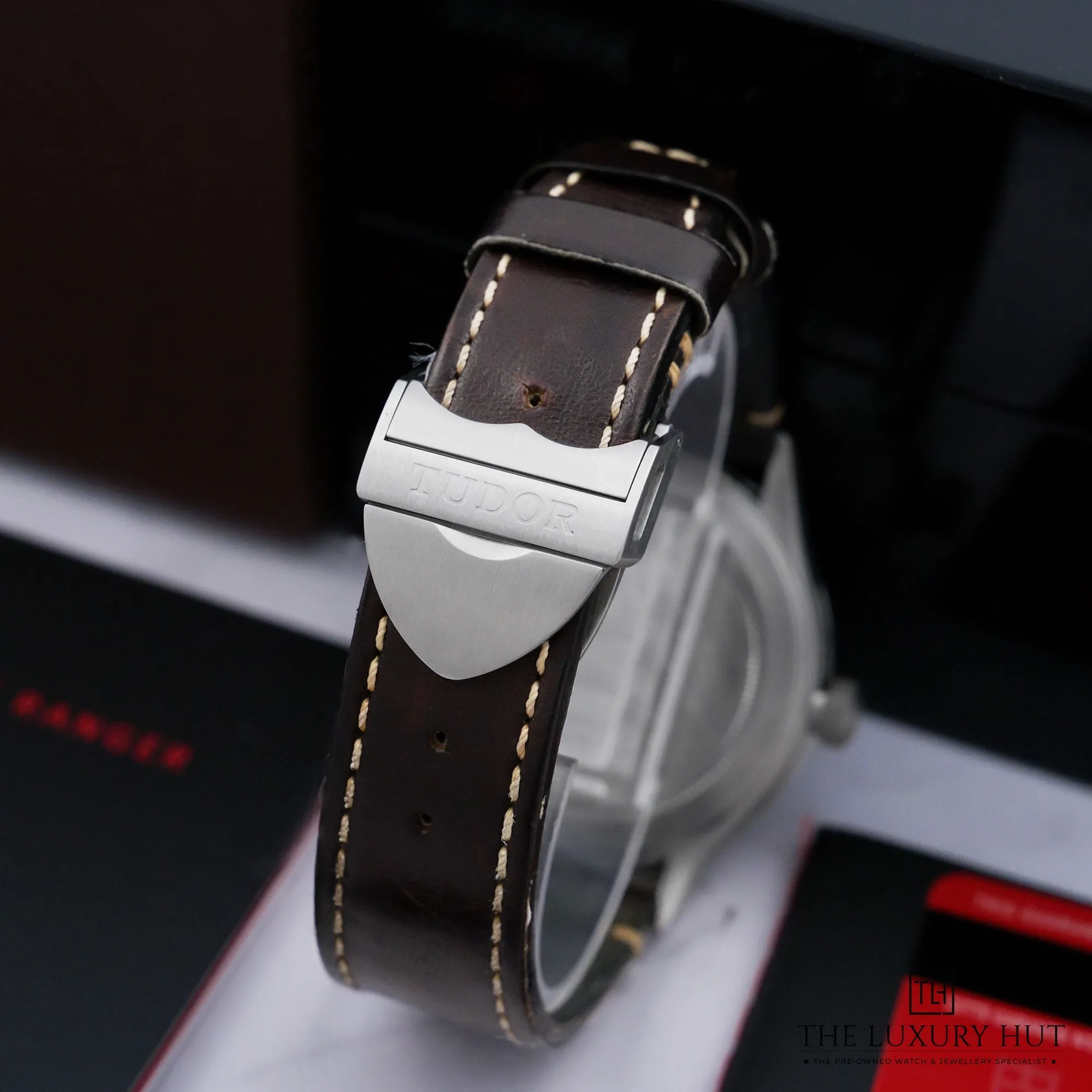 2026/08/93447b63-0ca3-4582-a60c-47dc30e580f6Tudor_Heritage_Ranger_Steel_41mm_Black_53318-ee.jpg.webp