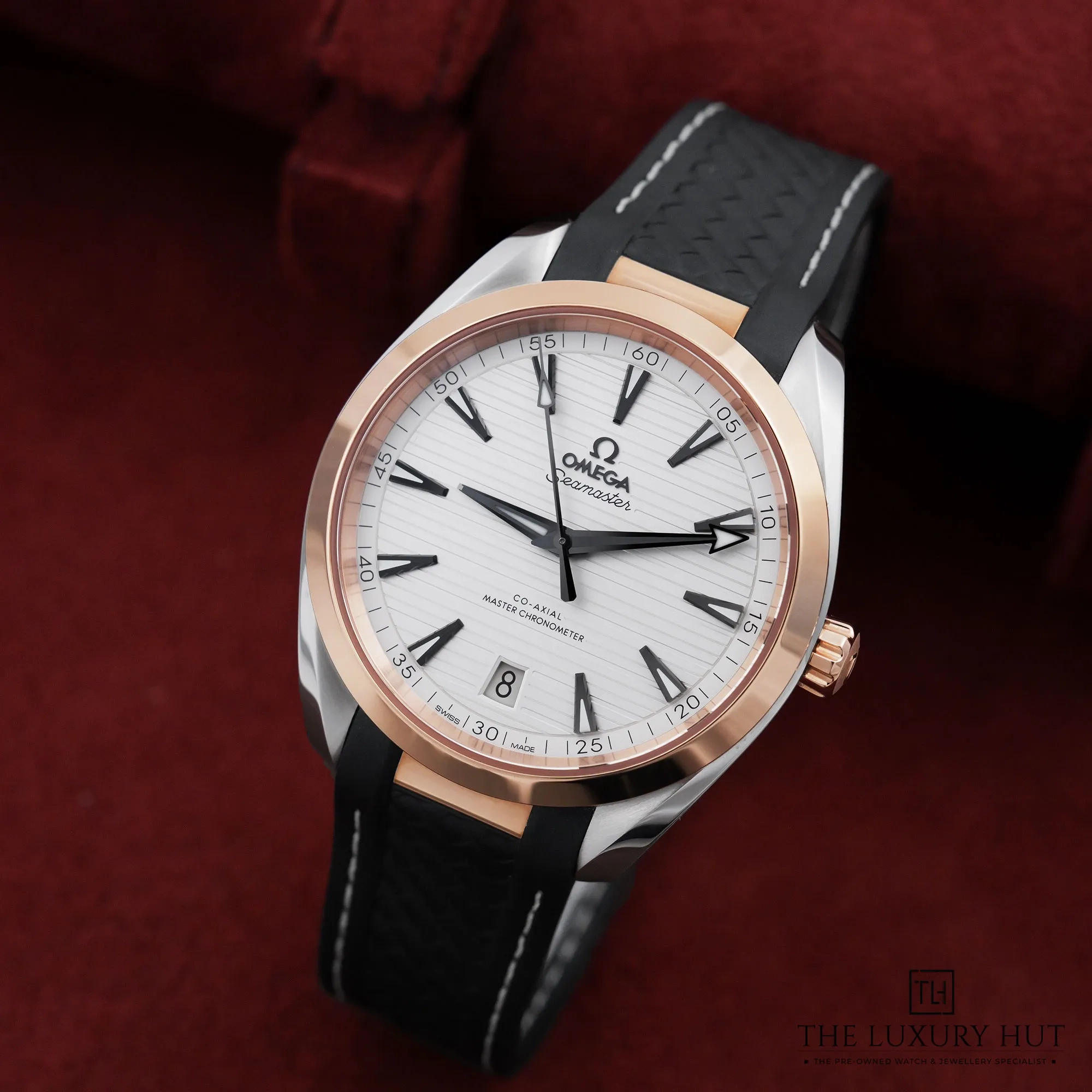 2026/08/a2ec1787-d0be-4aaa-9b22-2c14ce171cb2Omega_Seamaster_Aqua_Terra_Steel_Gold_Silver_53314-b.jpg.webp