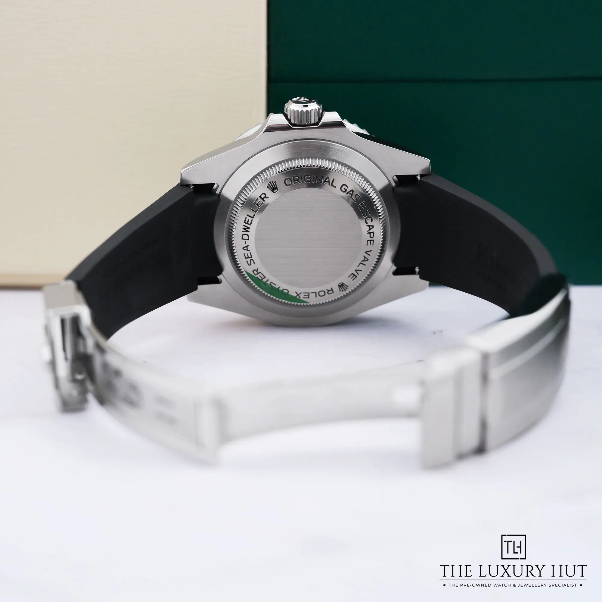 2026/08/a91a70c4-697b-4b49-9327-d5c53a34b043Rolex_Sea-Dweller_4000_Steel_40mm_Black_53278-d.jpg.webp