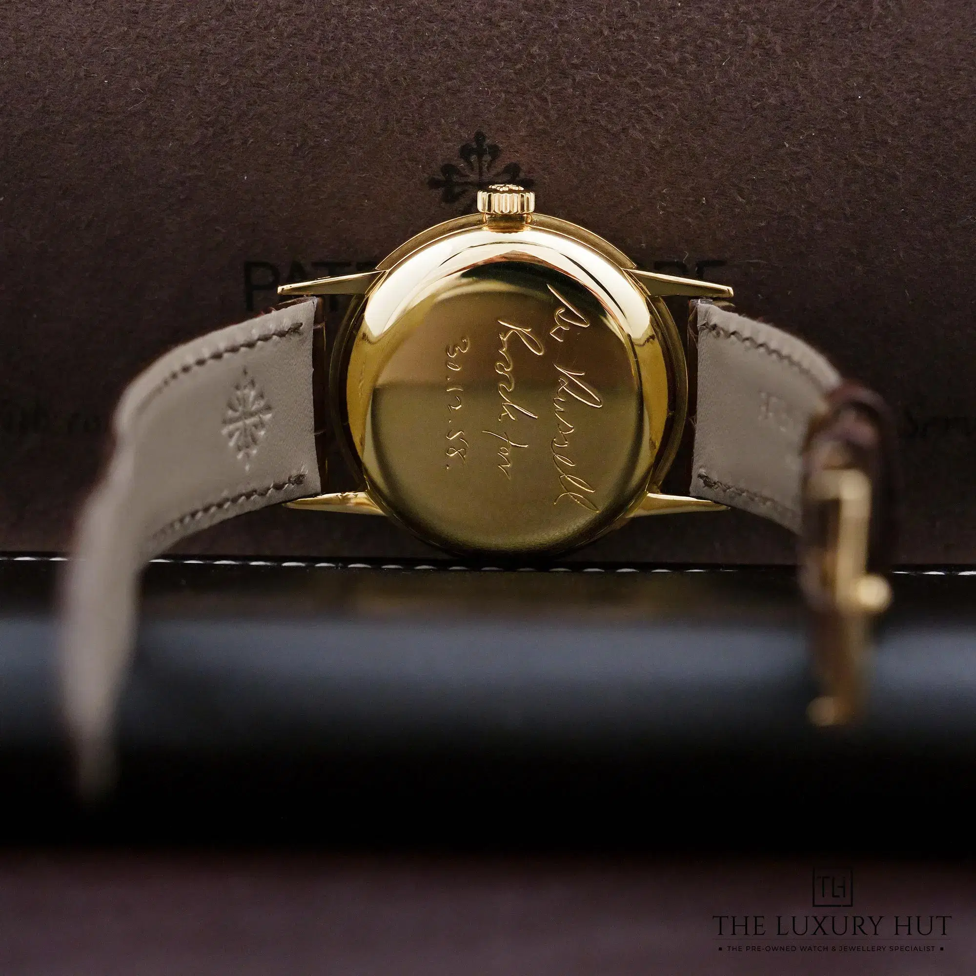 2026/08/aaa9b5c5-ffa9-4330-8845-39e822b68984Patek_Philippe_Yellow_Gold_Asprey-Stamped_New_50925-dd.jpg.webp