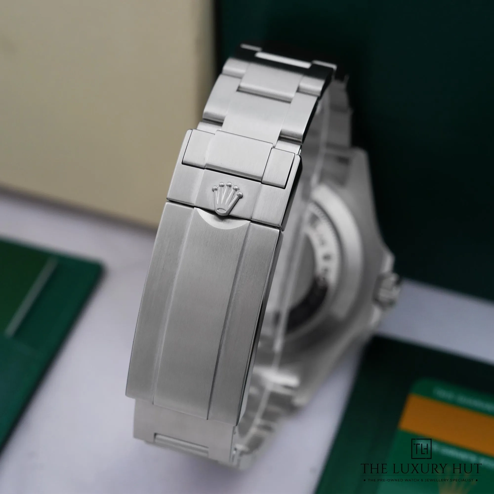 2026/08/b3f70657-e1ab-470f-ac8e-8b58d9f2ed37Rolex_Sea-Dweller_Stainless_Steel_43mm_Black_53143-e.jpg.webp