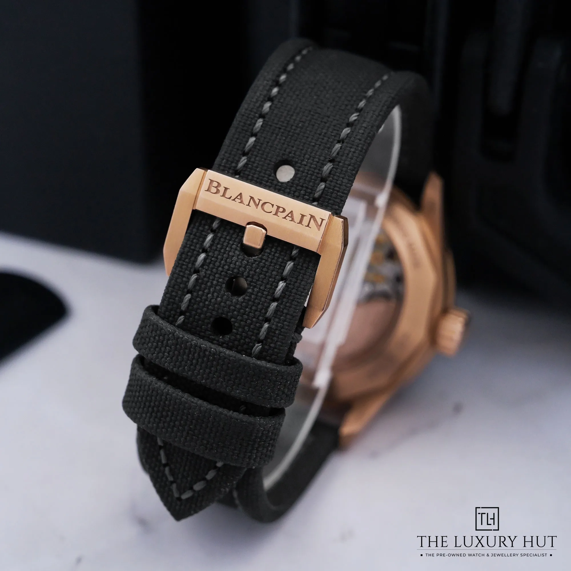 2026/08/bc6ef9c8-5e62-456c-85e3-3d241987df97Blancpain_Fifty_Fathoms_Bathyscaphe_Rose_Gold_Black_LB1008-e.jpg.webp