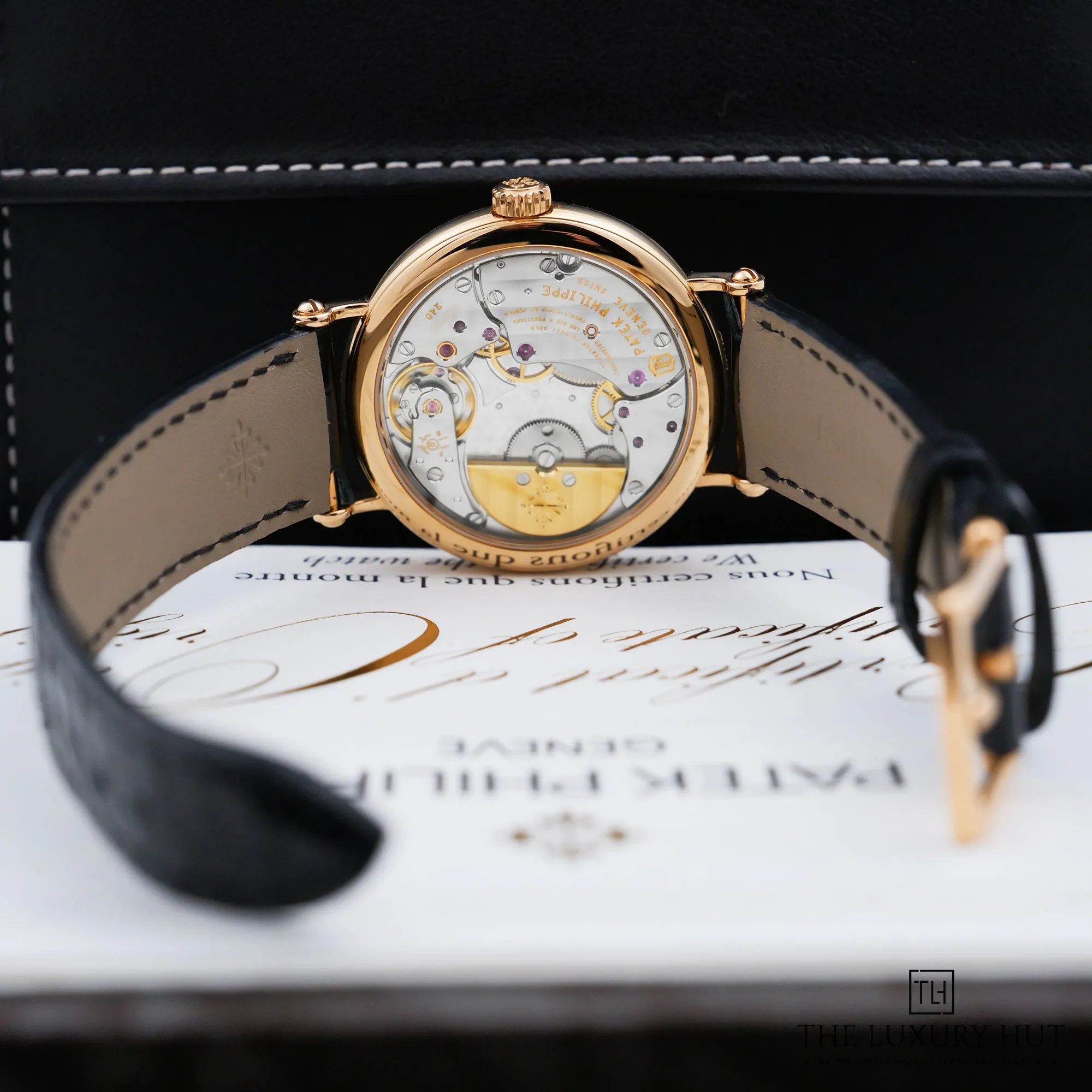 2026/08/c3d521a8-bc08-4083-8d8b-f36ce2bc30e6Patek_Philippe_Calatrava_Rose_Gold_Silver_LB1023-d.jpg.webp